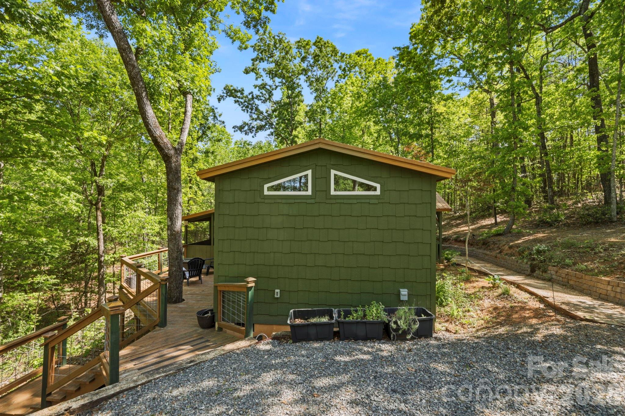 81 Delind Drive — Mill Spring