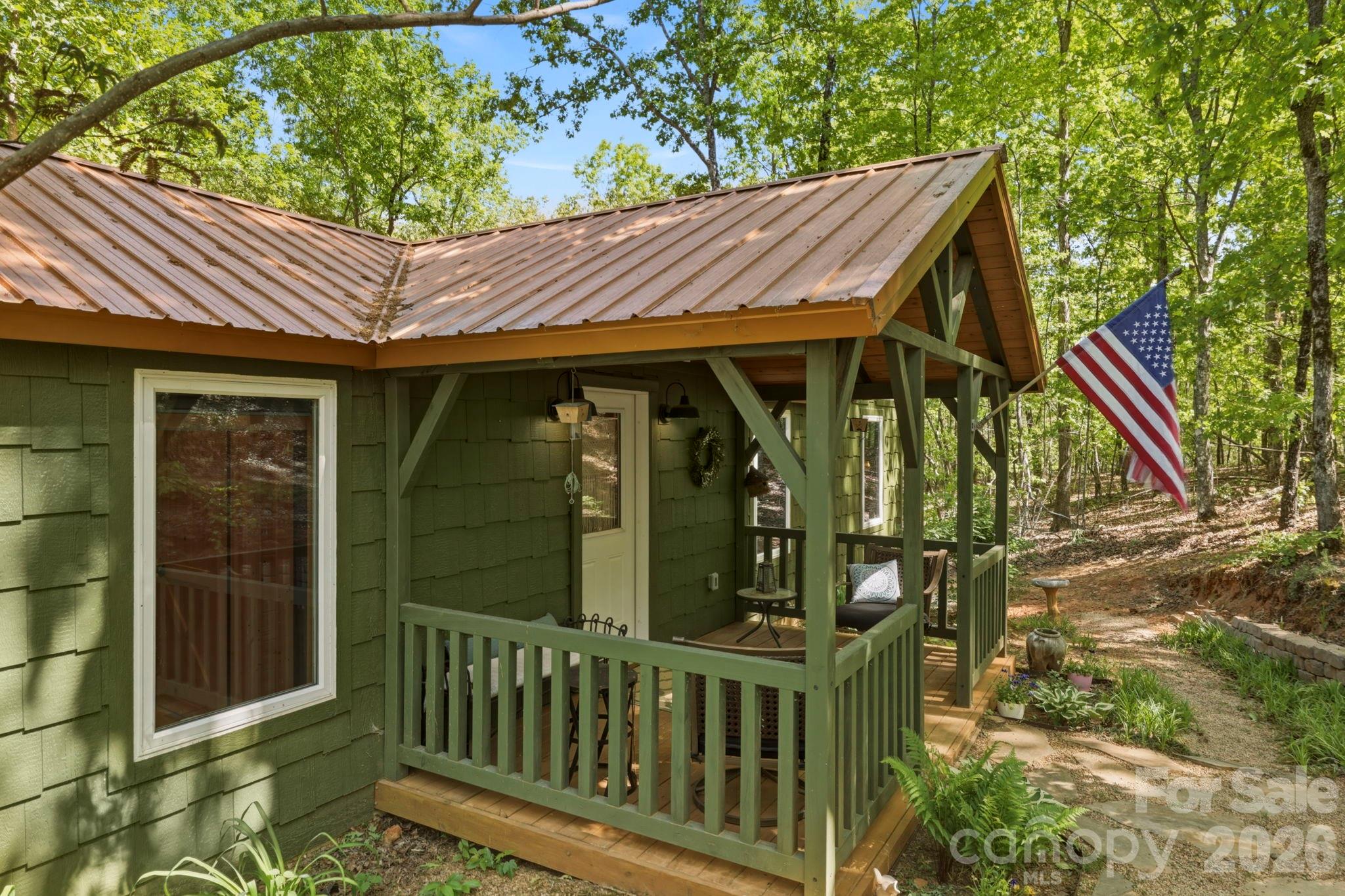 81 Delind Drive — Mill Spring
