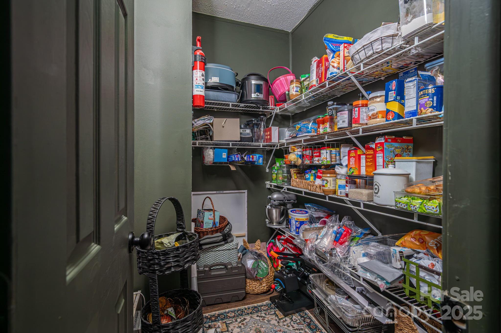 1575 Lewis Farm Road — Kings Mountain