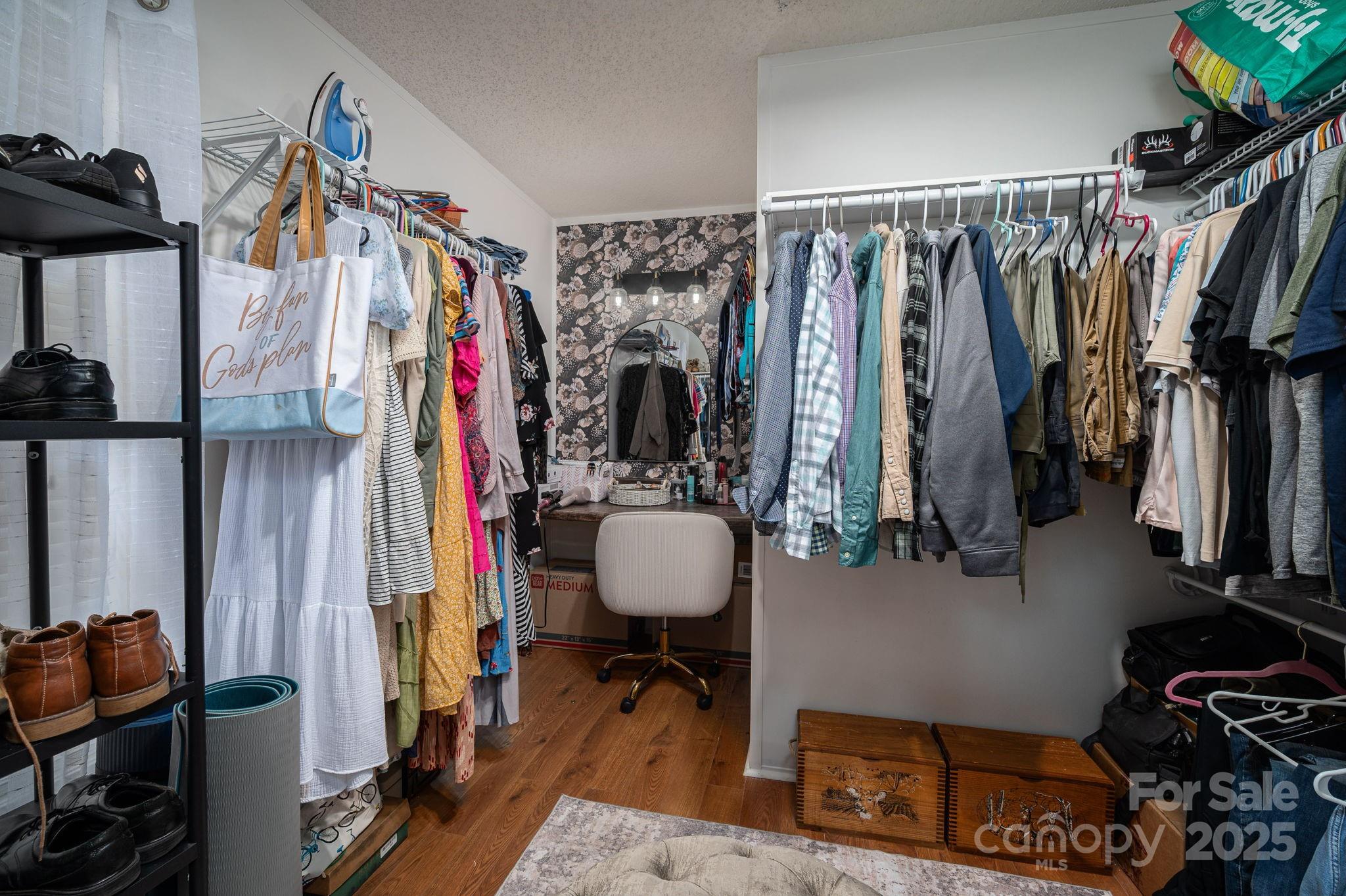 1575 Lewis Farm Road — Kings Mountain