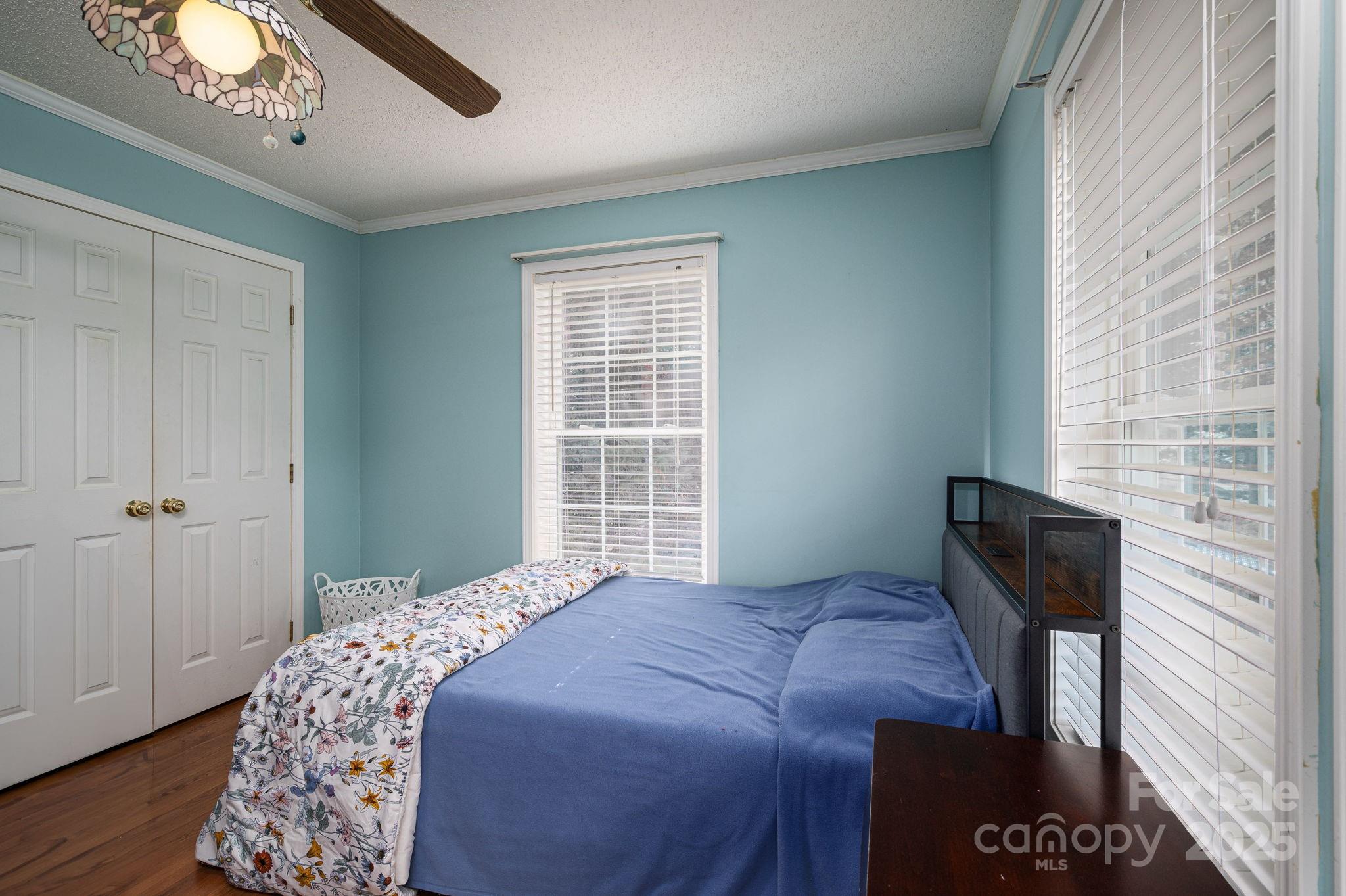 1575 Lewis Farm Road — Kings Mountain