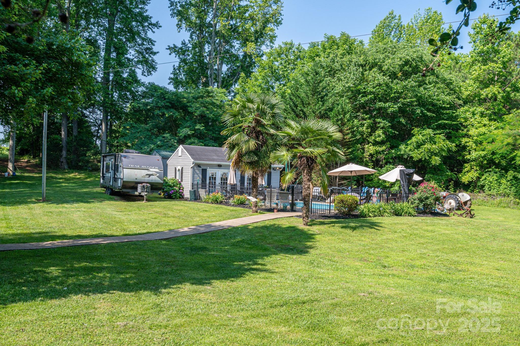 1575 Lewis Farm Road — Kings Mountain