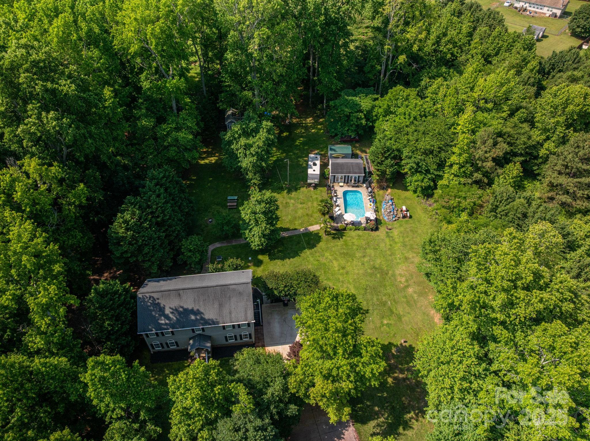 1575 Lewis Farm Road — Kings Mountain