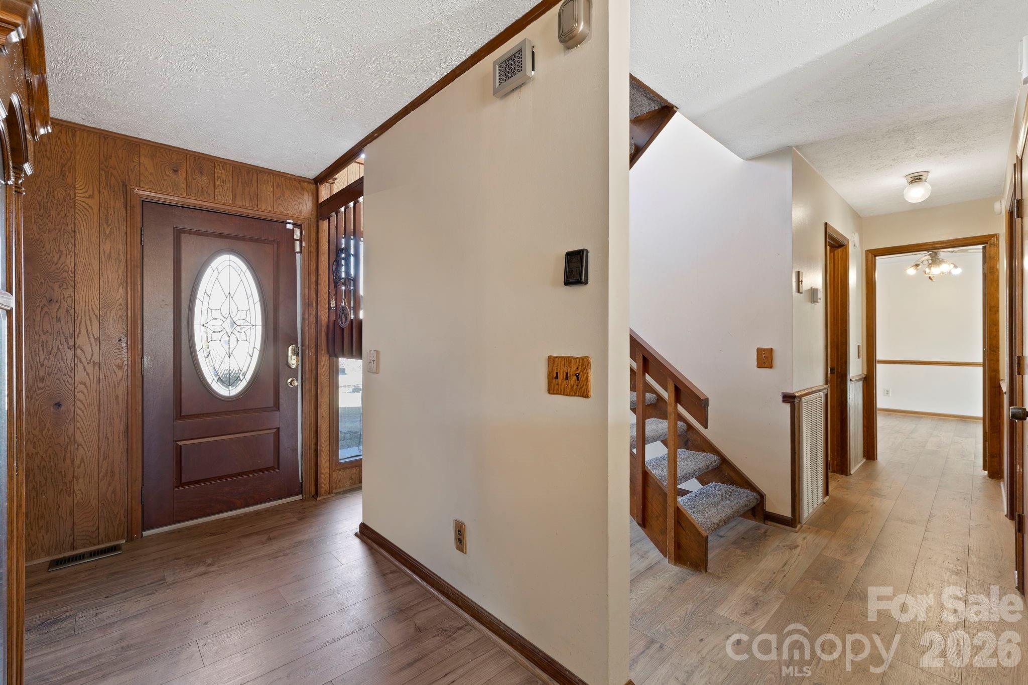40 Country Bear Lane — Flat Rock