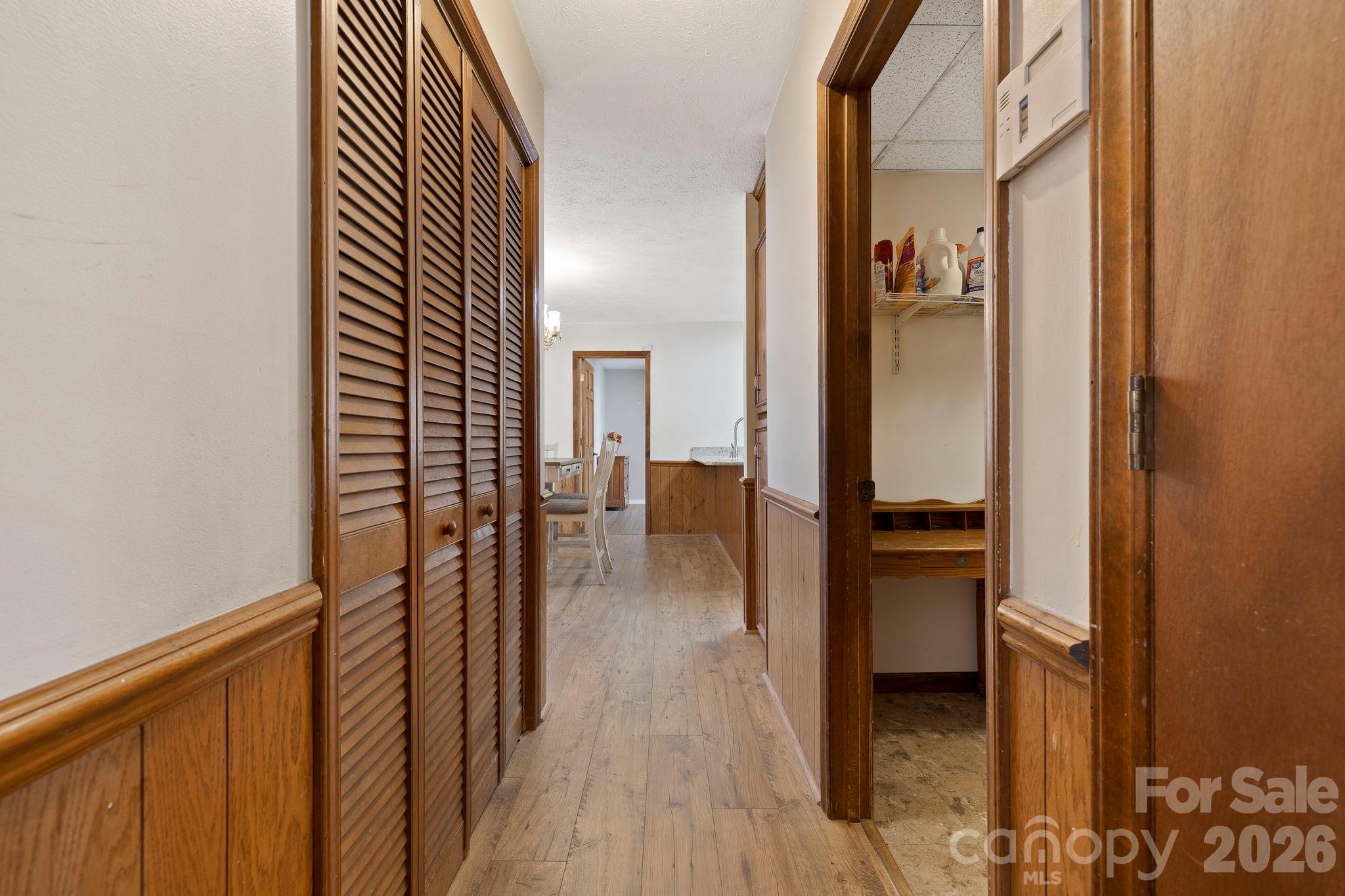 40 Country Bear Lane — Flat Rock