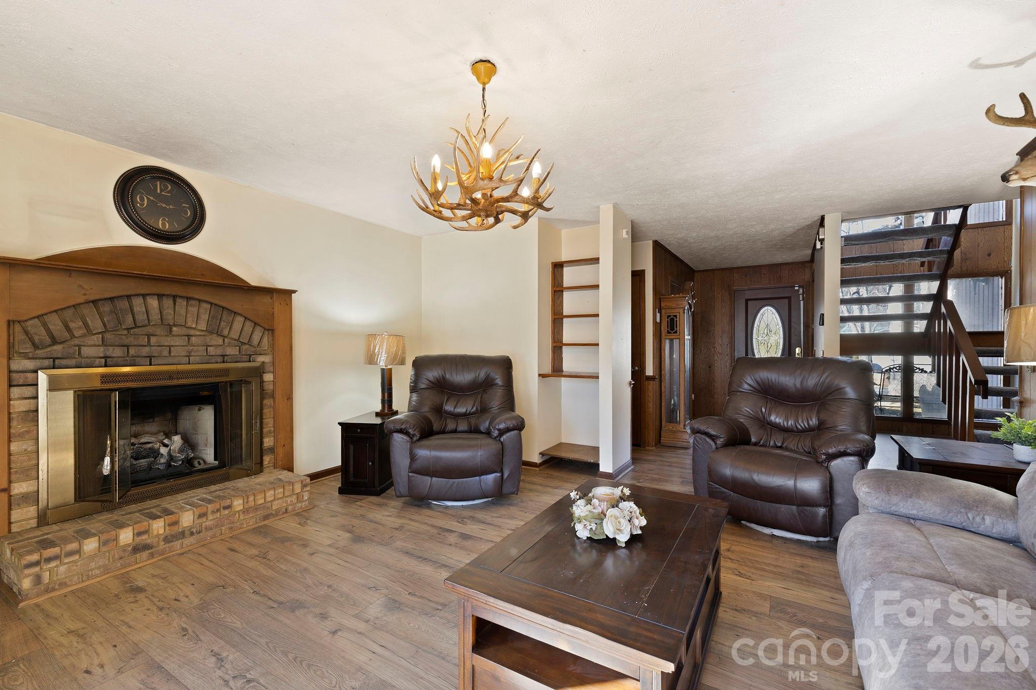 40 Country Bear Lane — Flat Rock