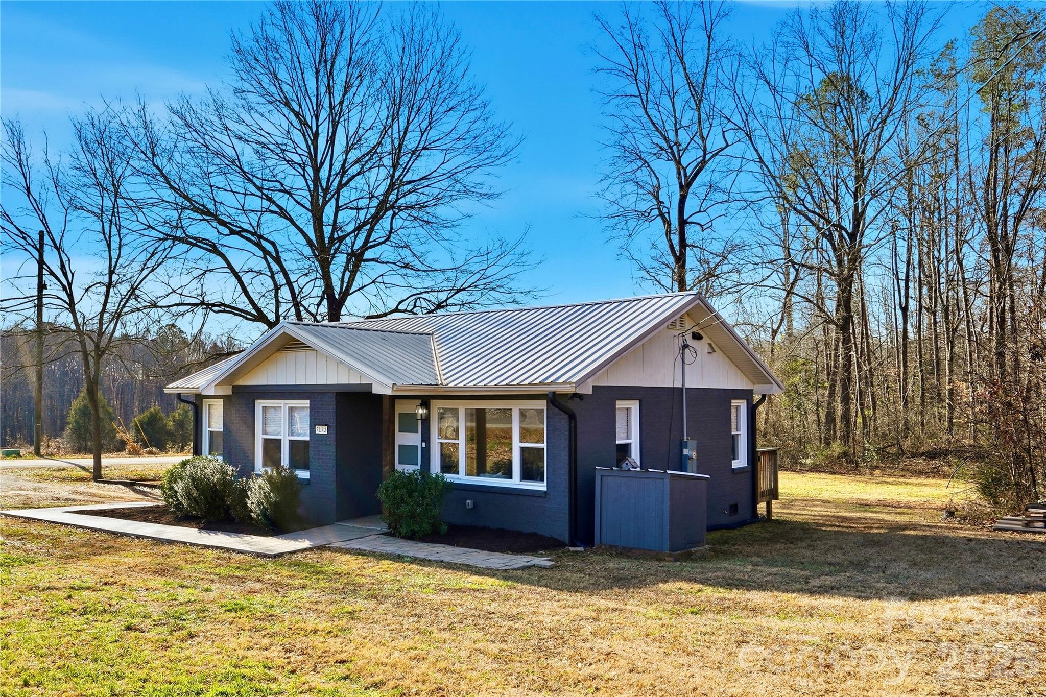 7172 Old Plank Road — Stanley