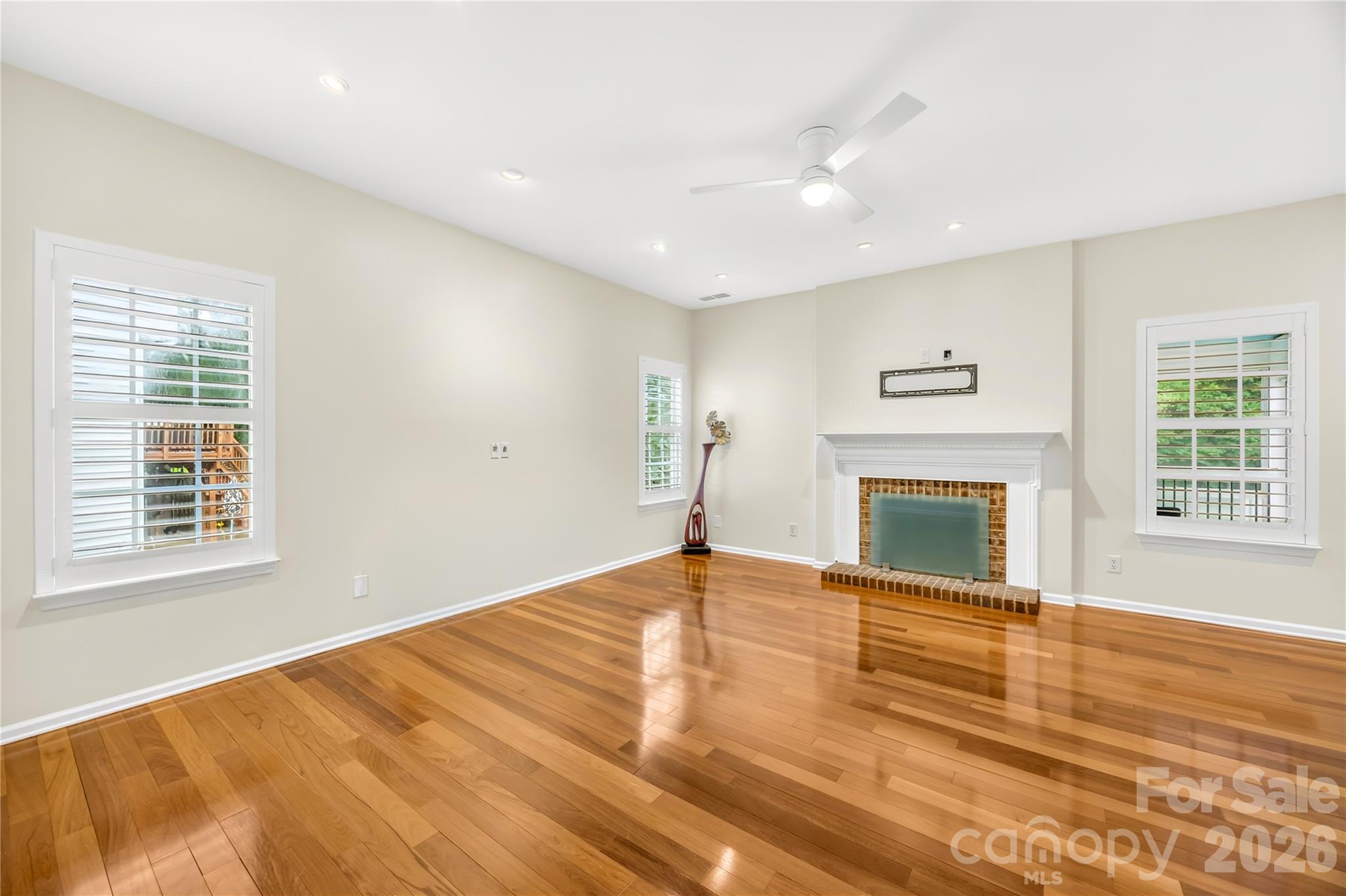 110 Easy Street — Mooresville