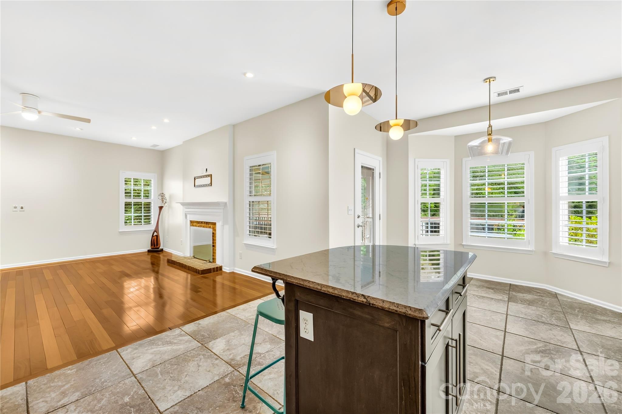 110 Easy Street — Mooresville