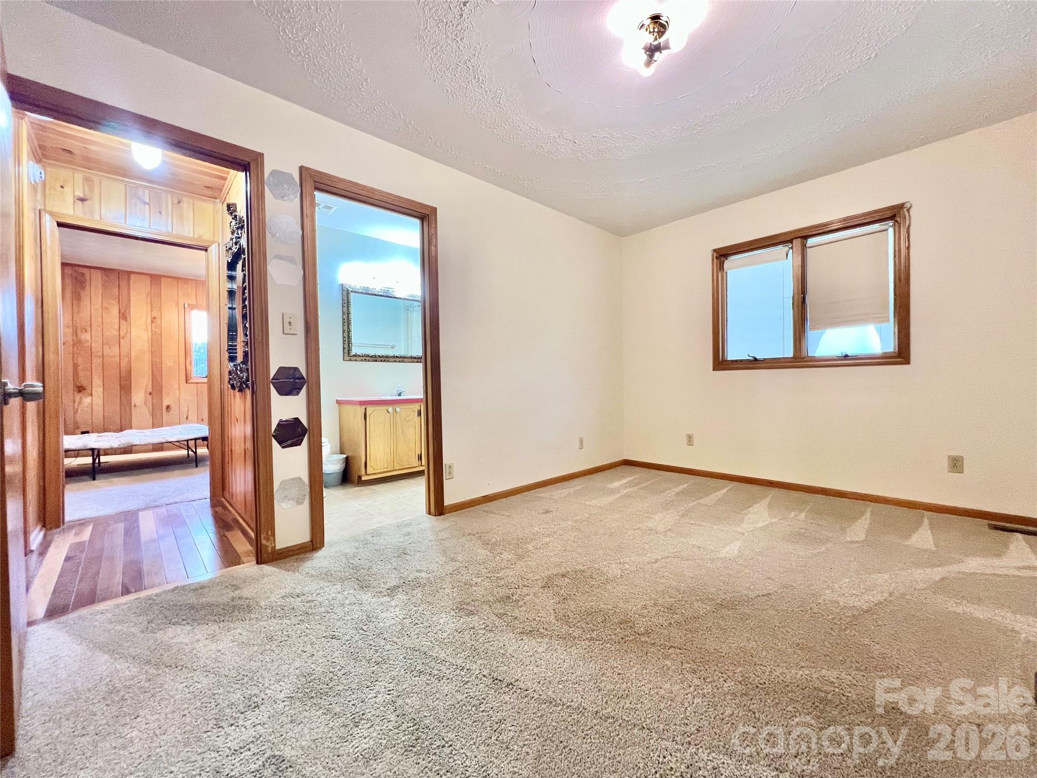 100 Steffey Lane — Taylorsville