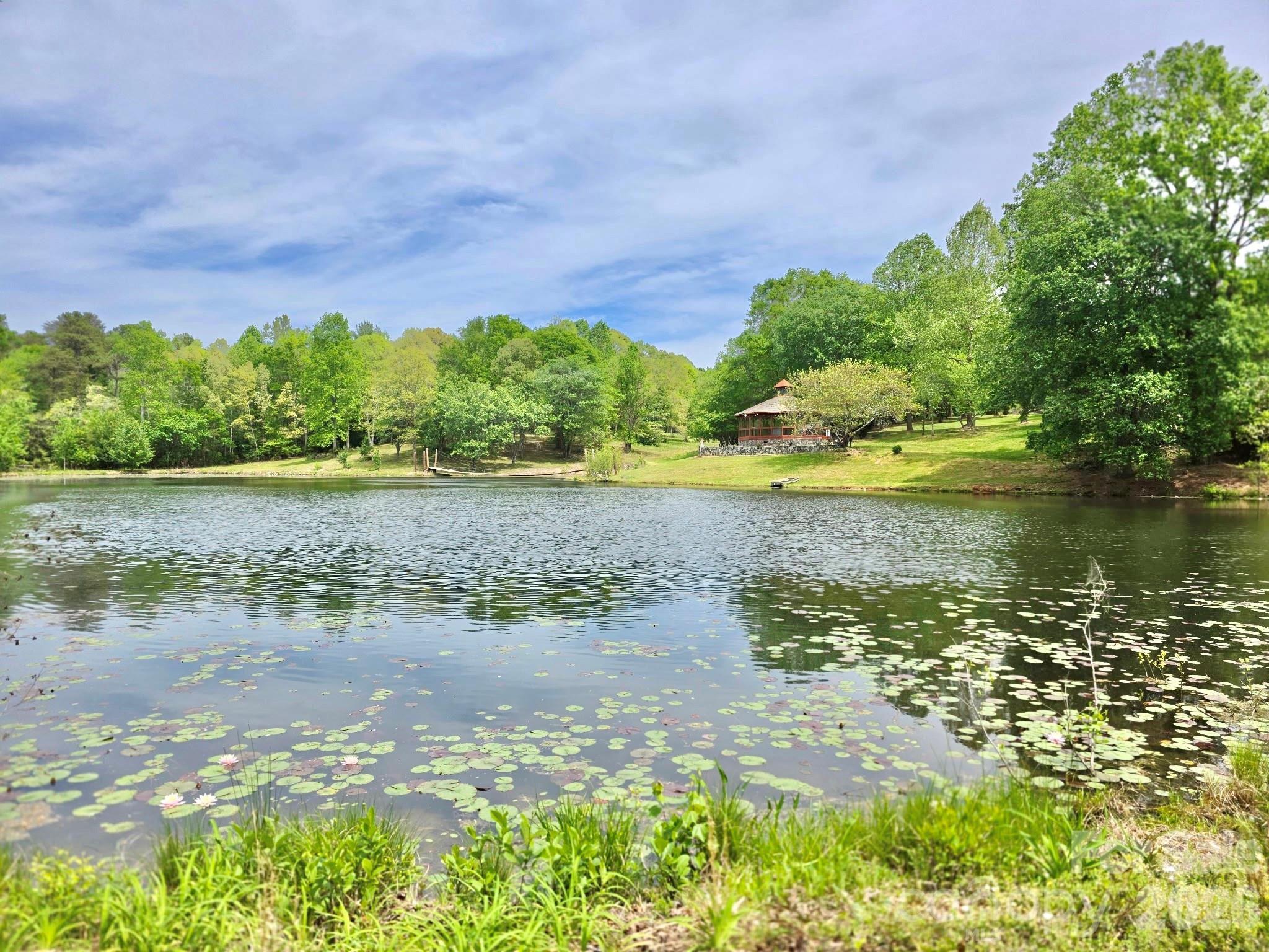 100 Steffey Lane — Taylorsville