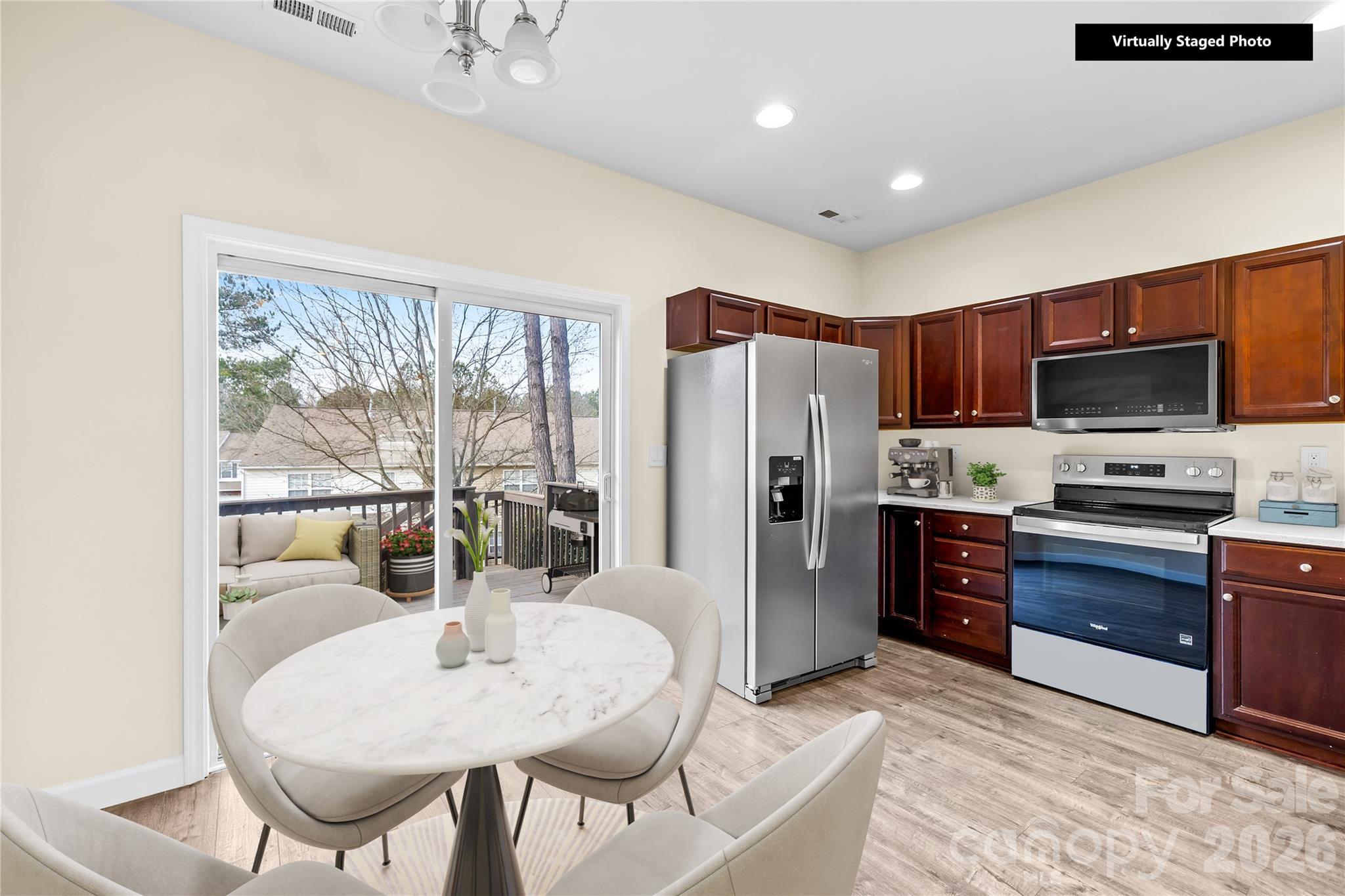 15558 Stronvar House Lane — Charlotte