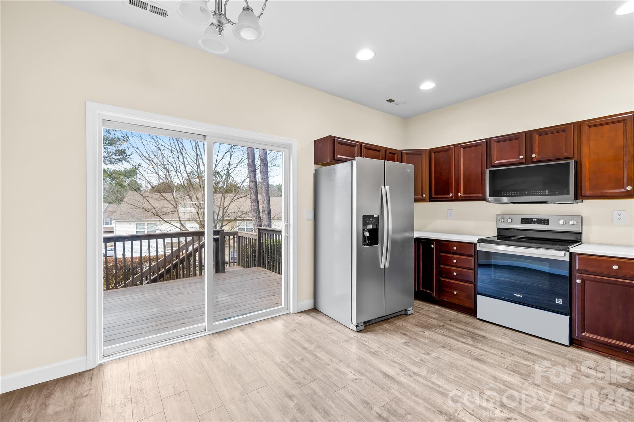 15558 Stronvar House Lane — Charlotte