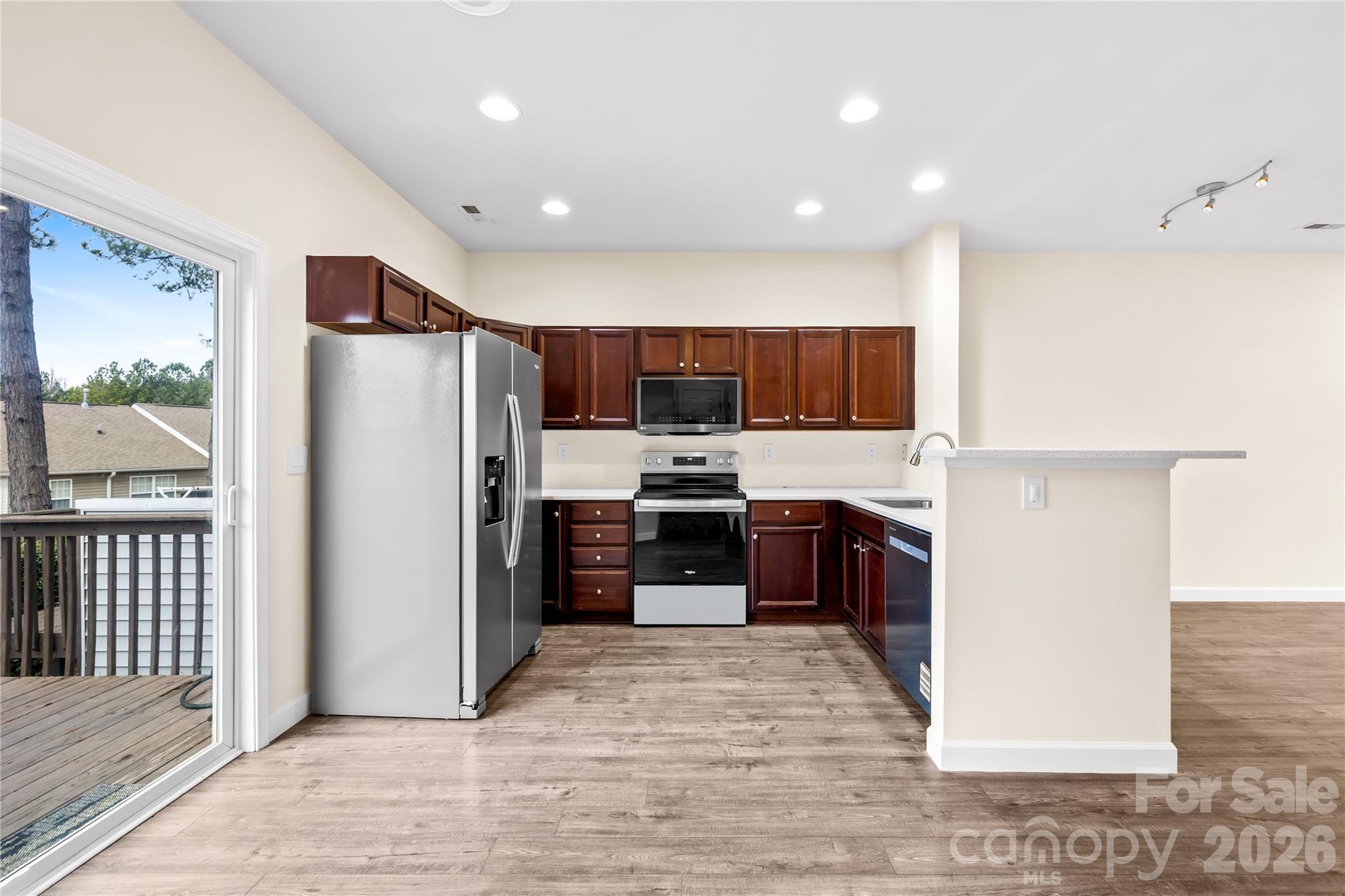 15558 Stronvar House Lane — Charlotte