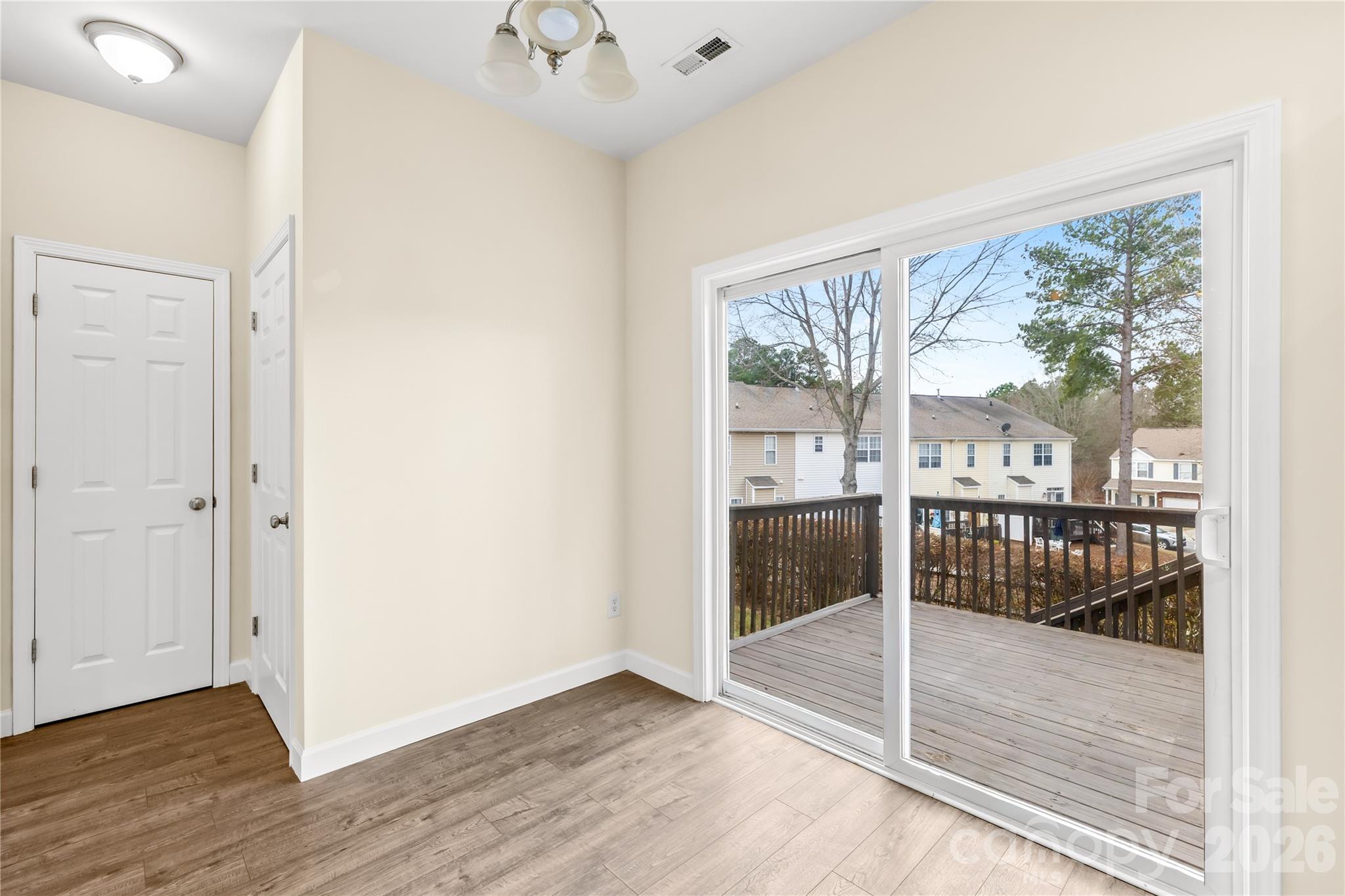 15558 Stronvar House Lane — Charlotte