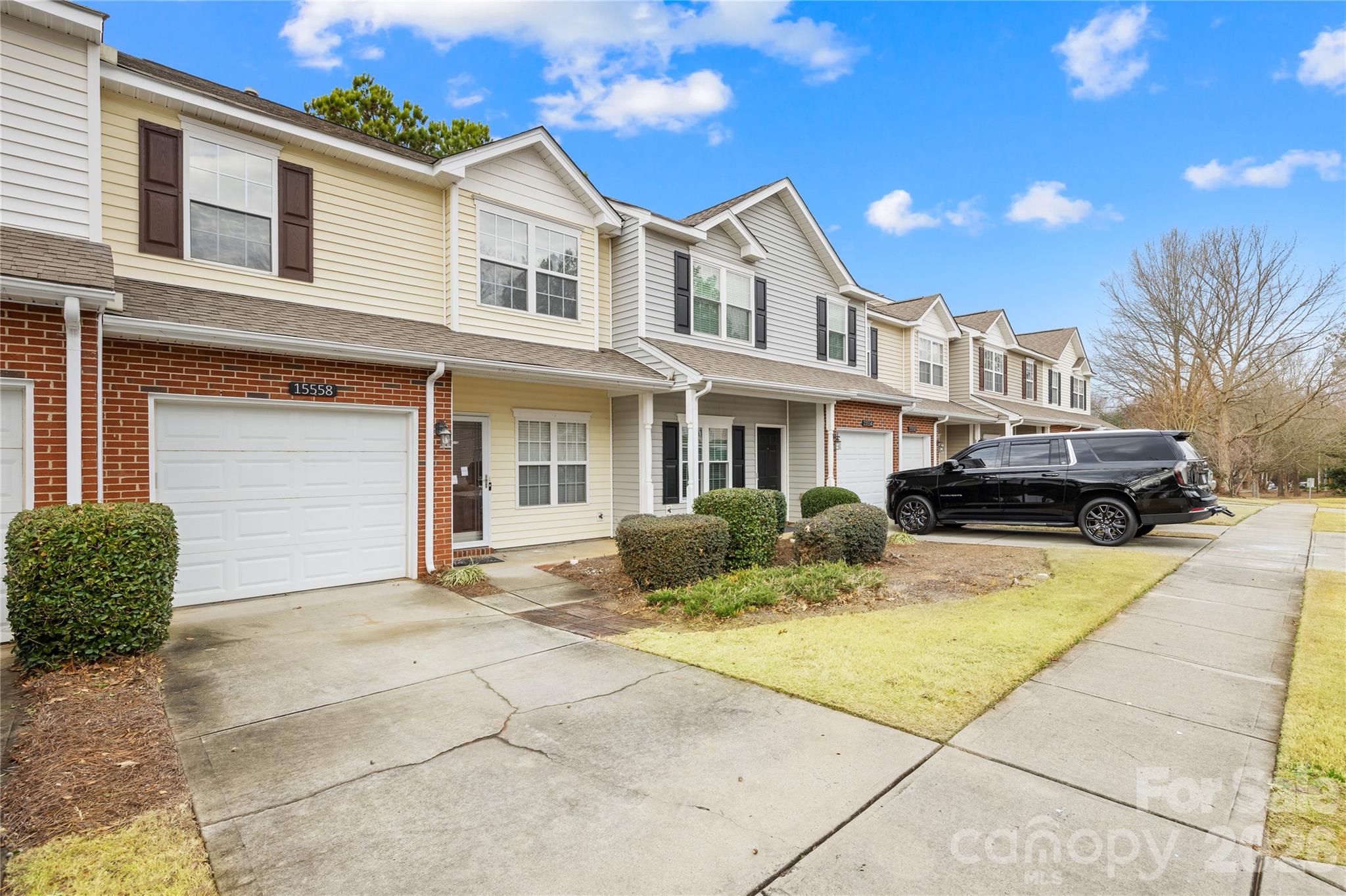 15558 Stronvar House Lane — Charlotte