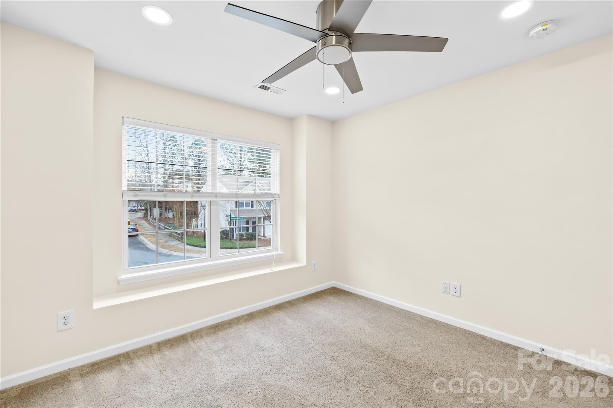 15558 Stronvar House Lane — Charlotte
