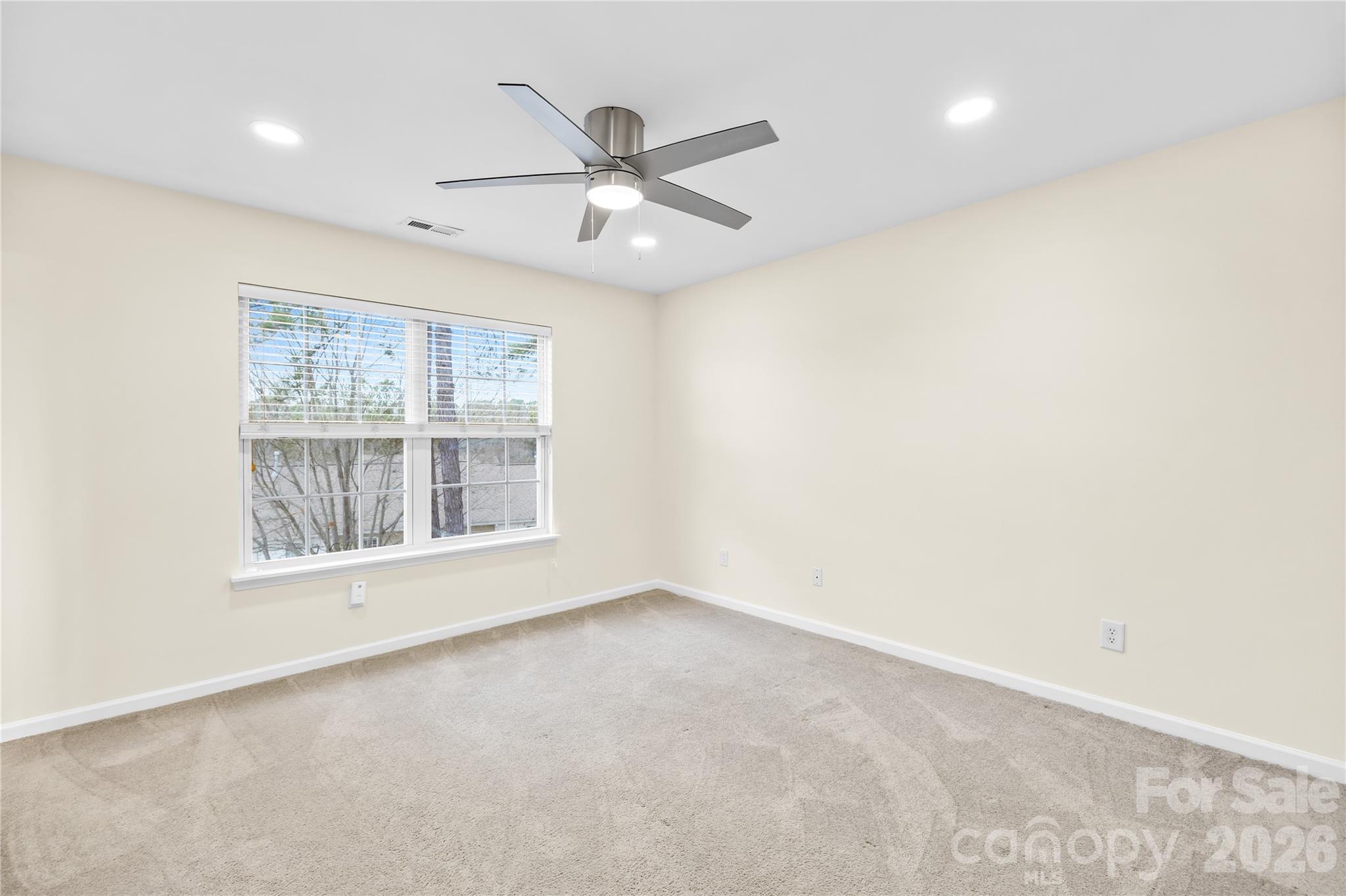 15558 Stronvar House Lane — Charlotte