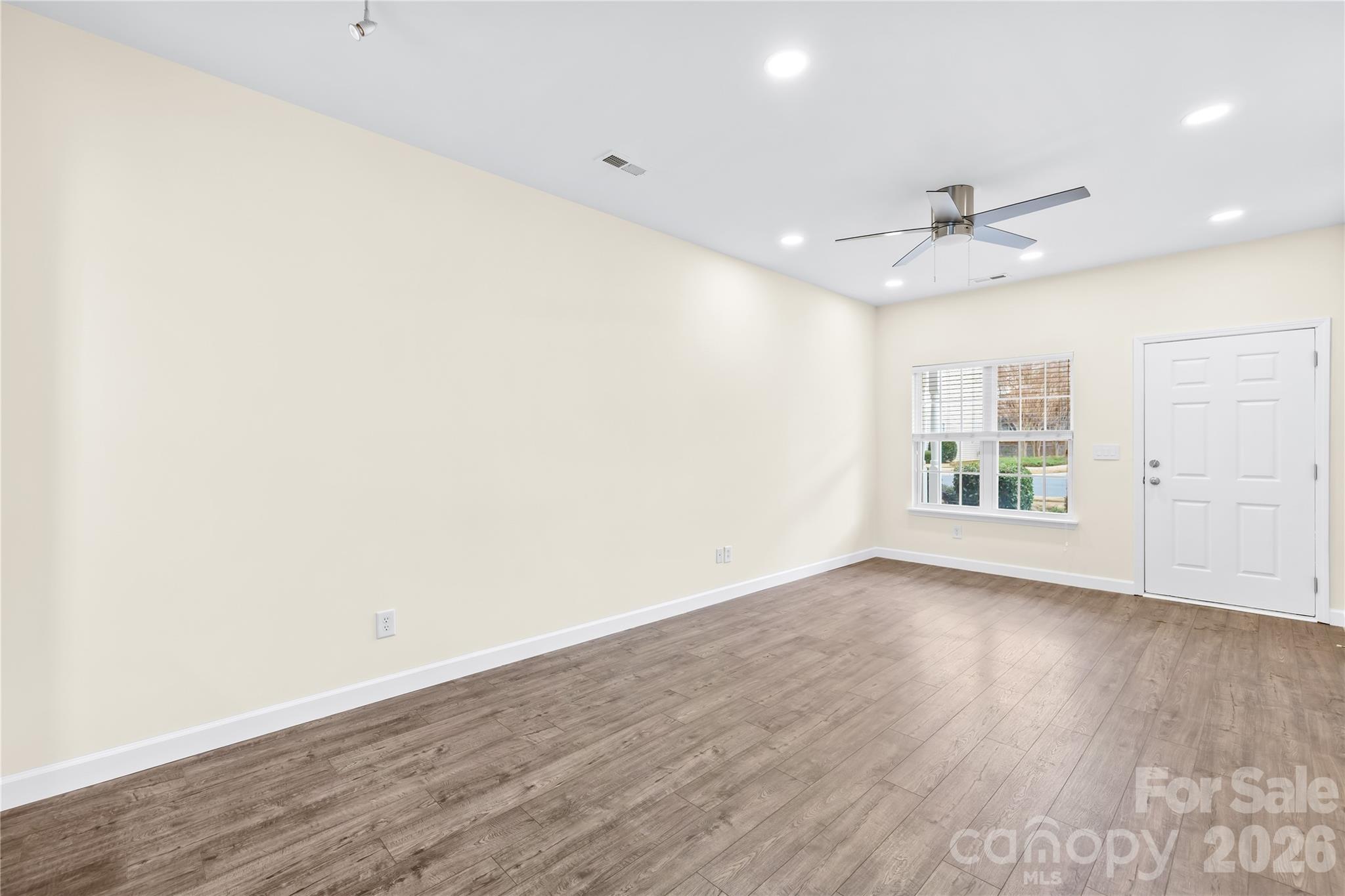 15558 Stronvar House Lane — Charlotte