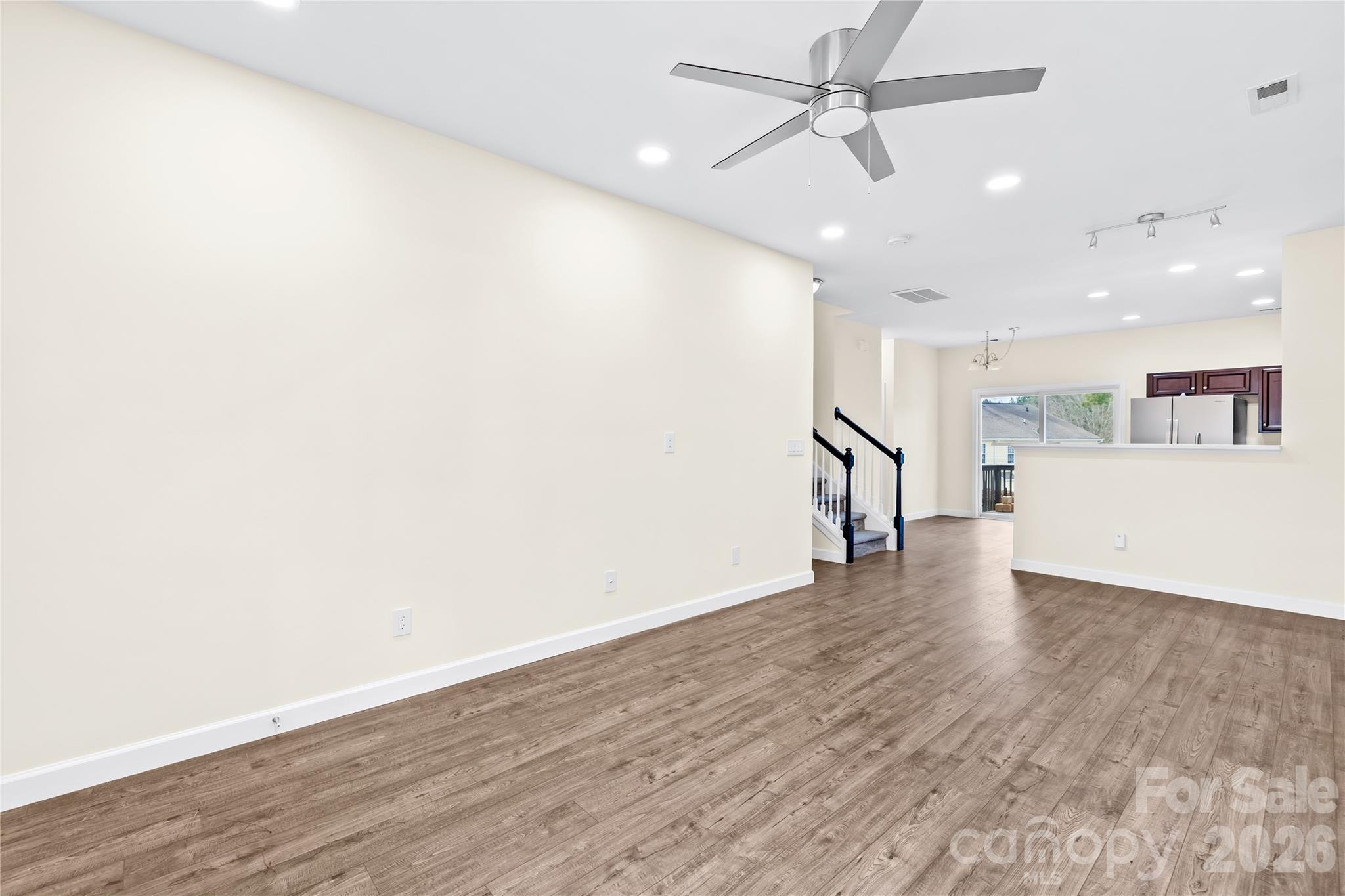 15558 Stronvar House Lane — Charlotte