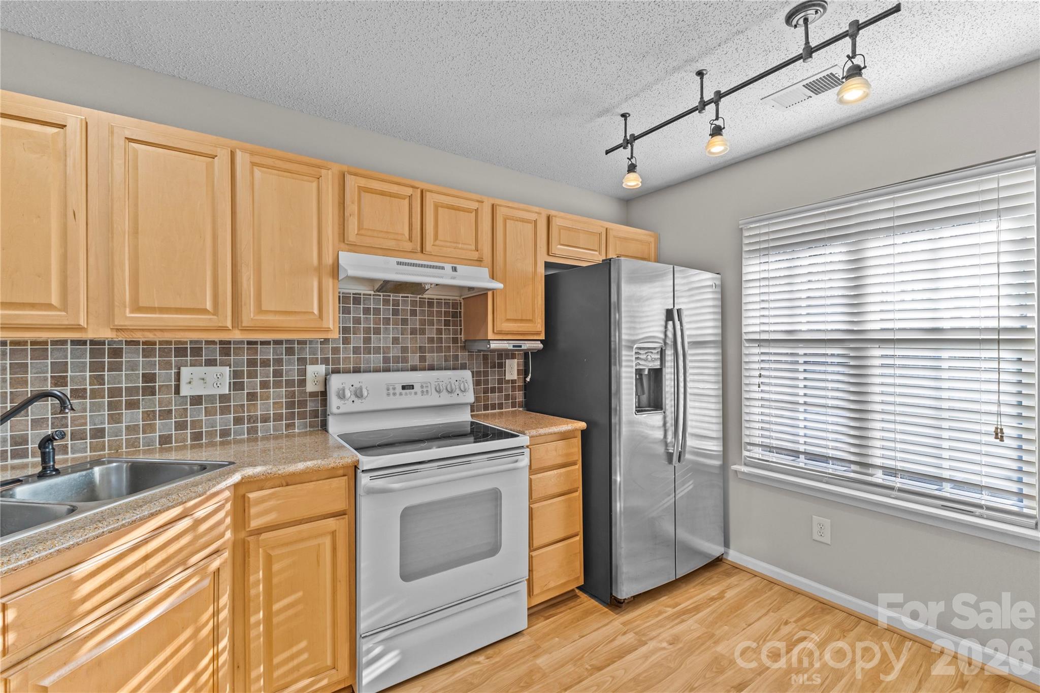 10923 Holly Ridge Boulevard — Charlotte