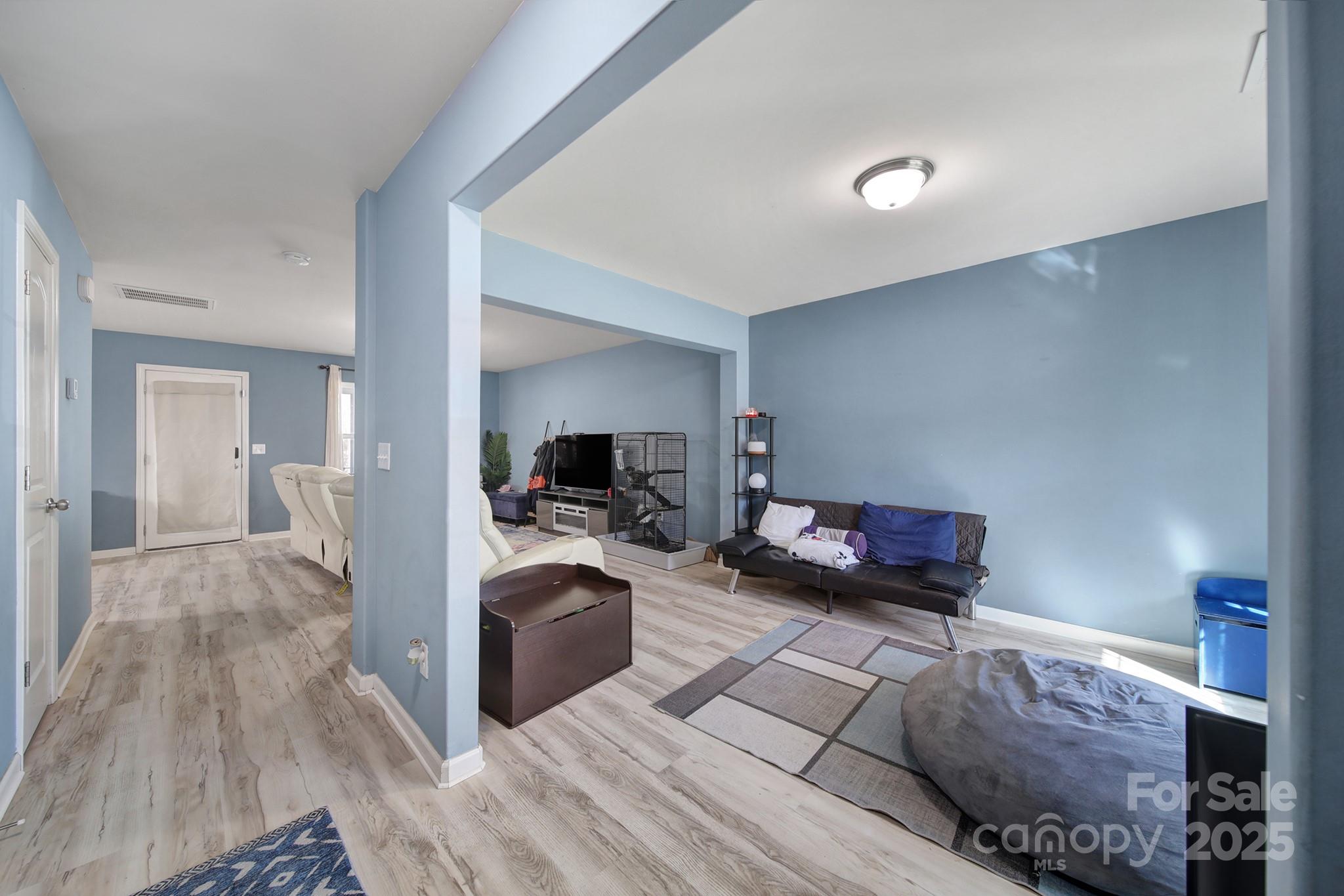 1708 Millwood Road — Lancaster