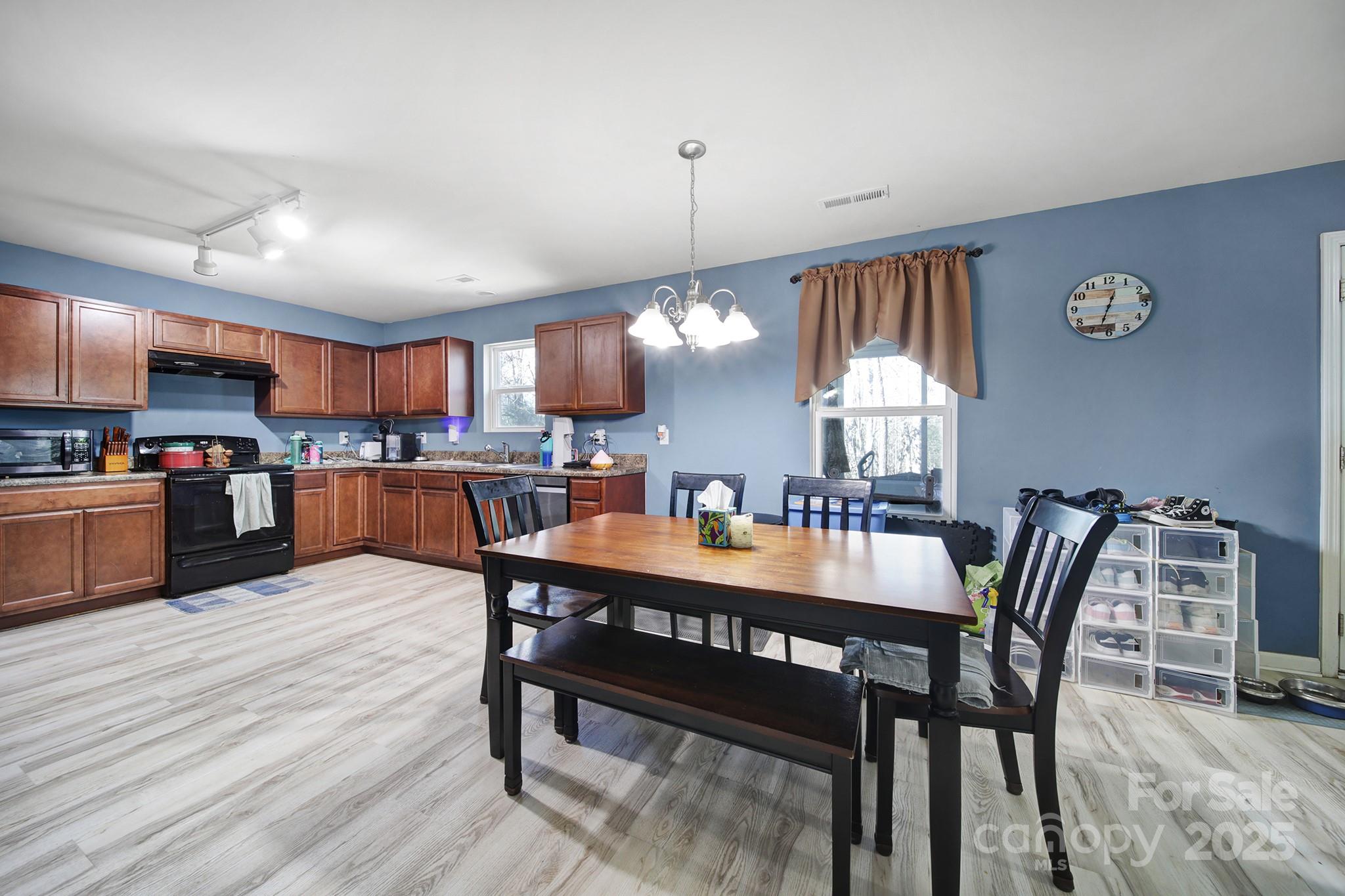 1708 Millwood Road — Lancaster