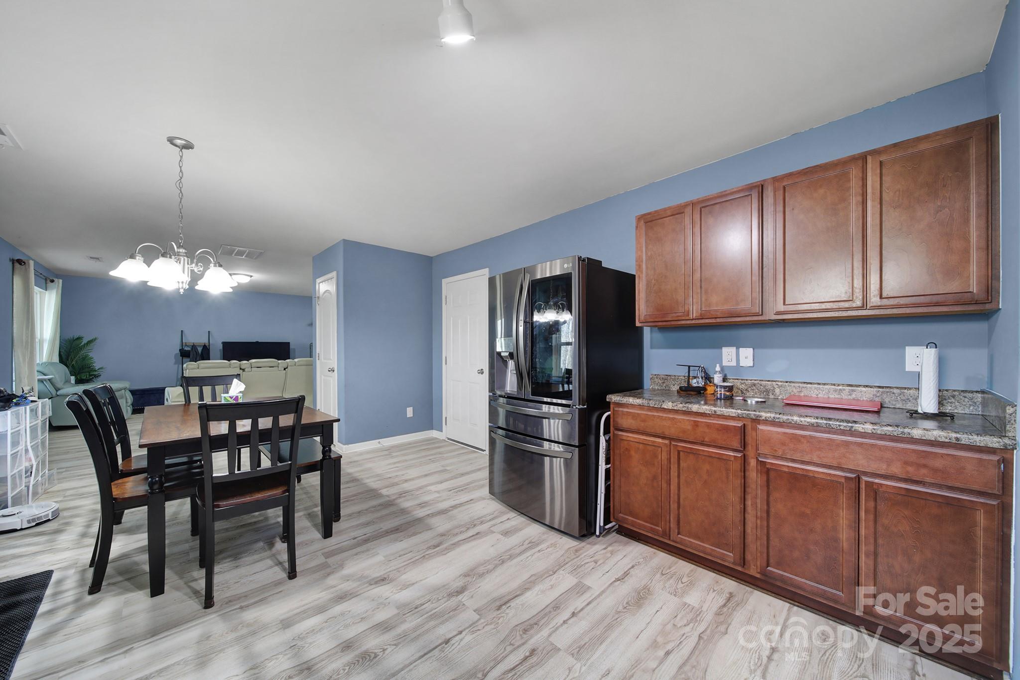 1708 Millwood Road — Lancaster