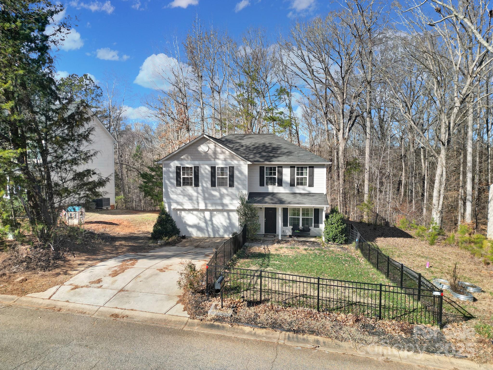 1708 Millwood Road — Lancaster