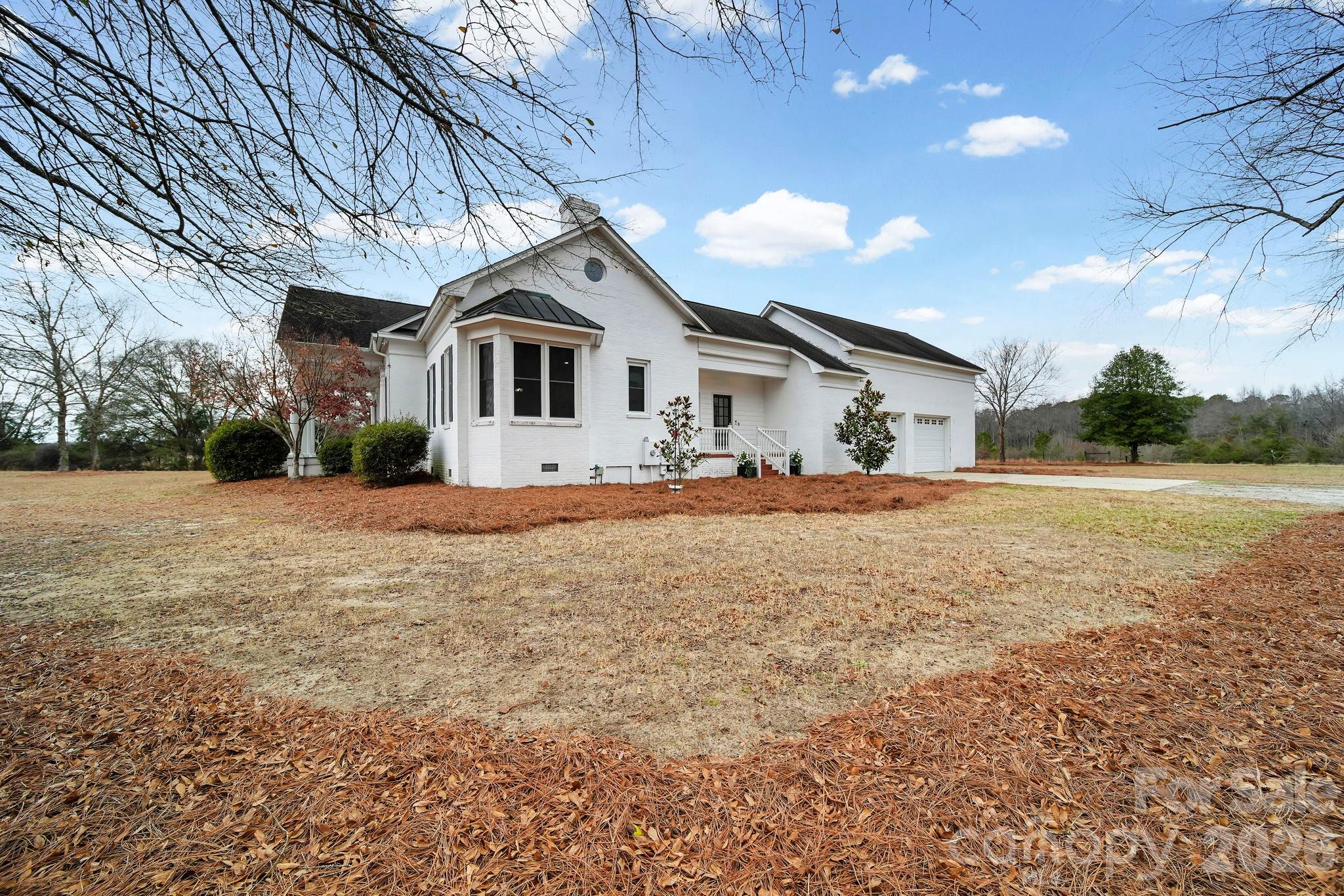 1004 Four Mile Loop — Cheraw