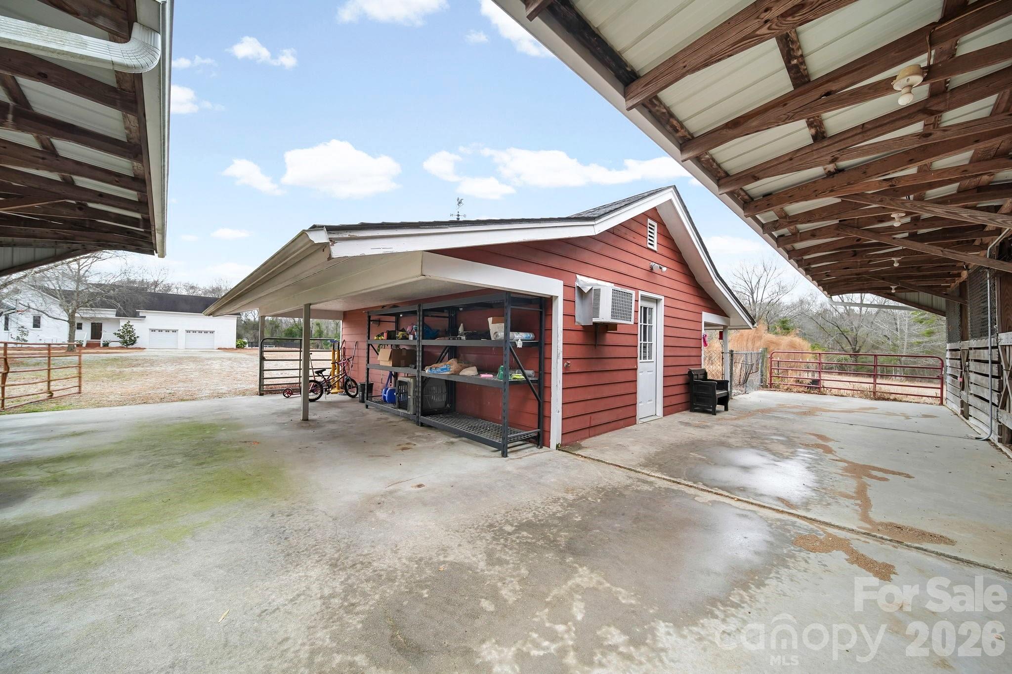 1004 Four Mile Loop — Cheraw