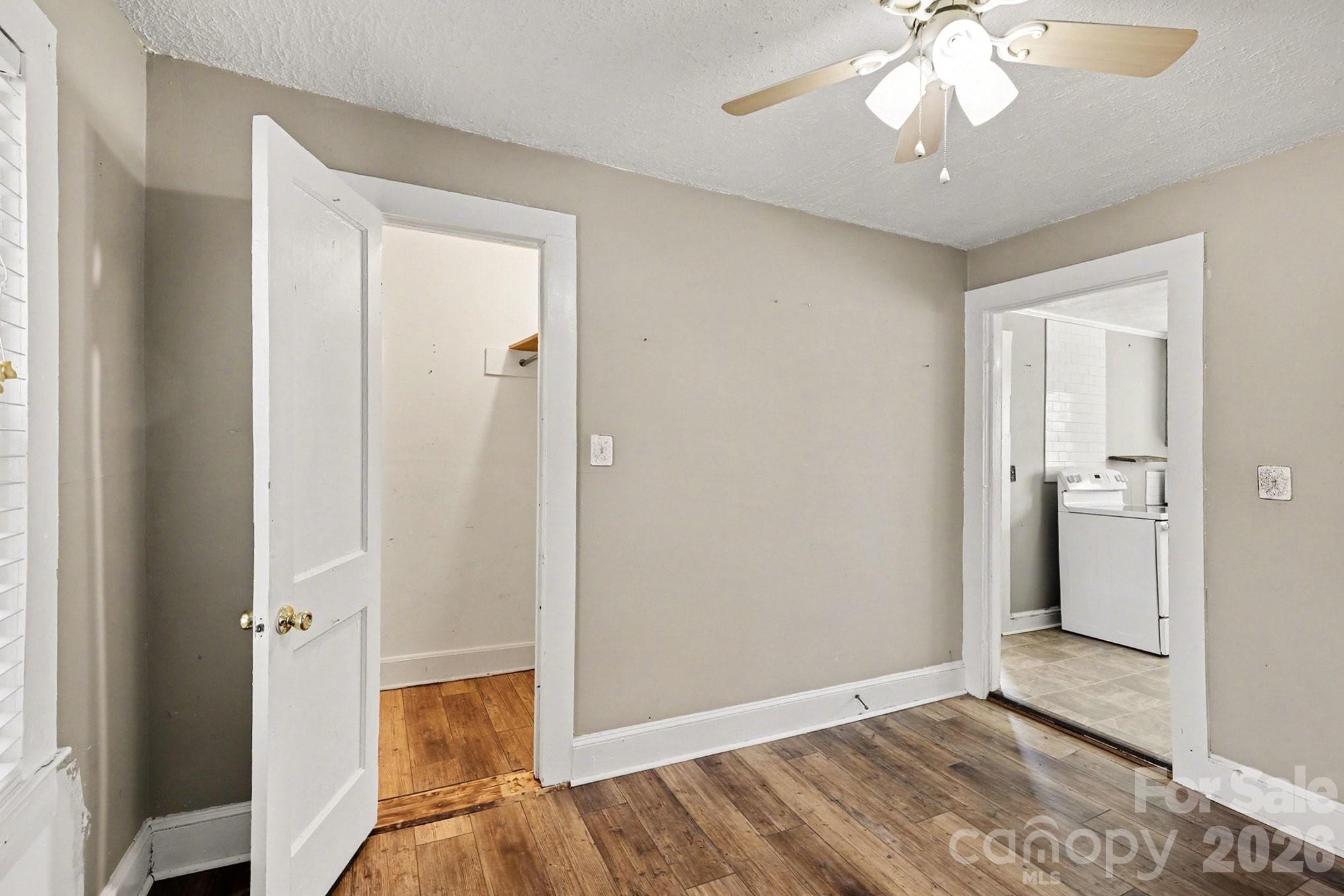 409 S Maple Street — Dallas