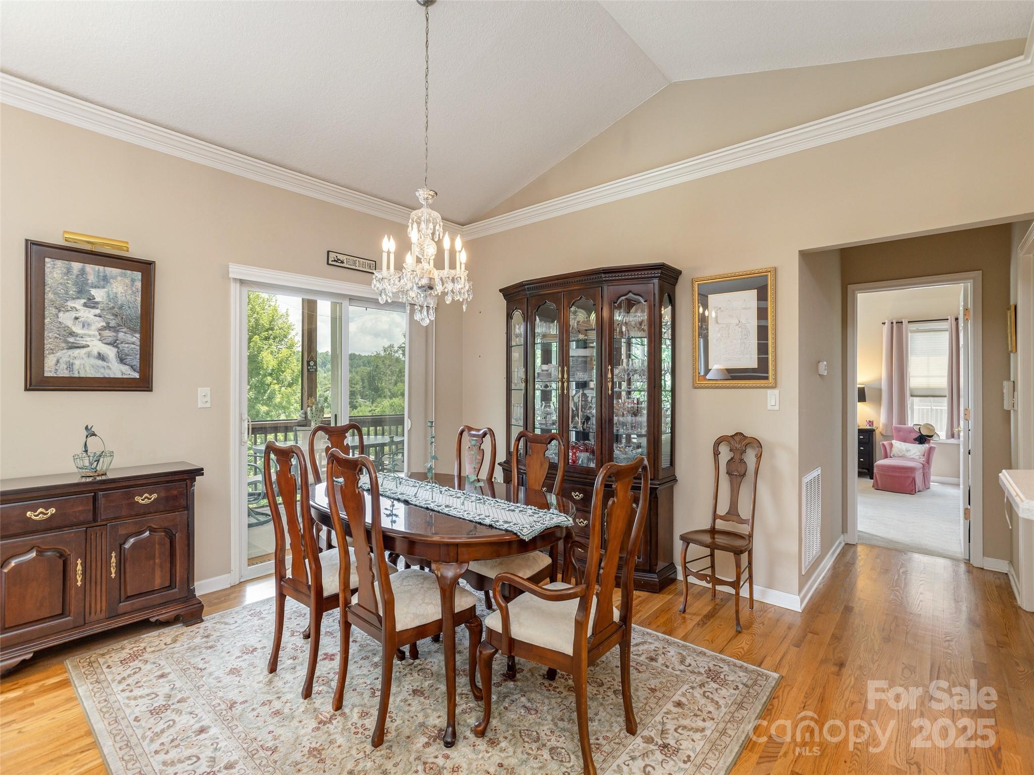 31 Headwater Drive — Hendersonville