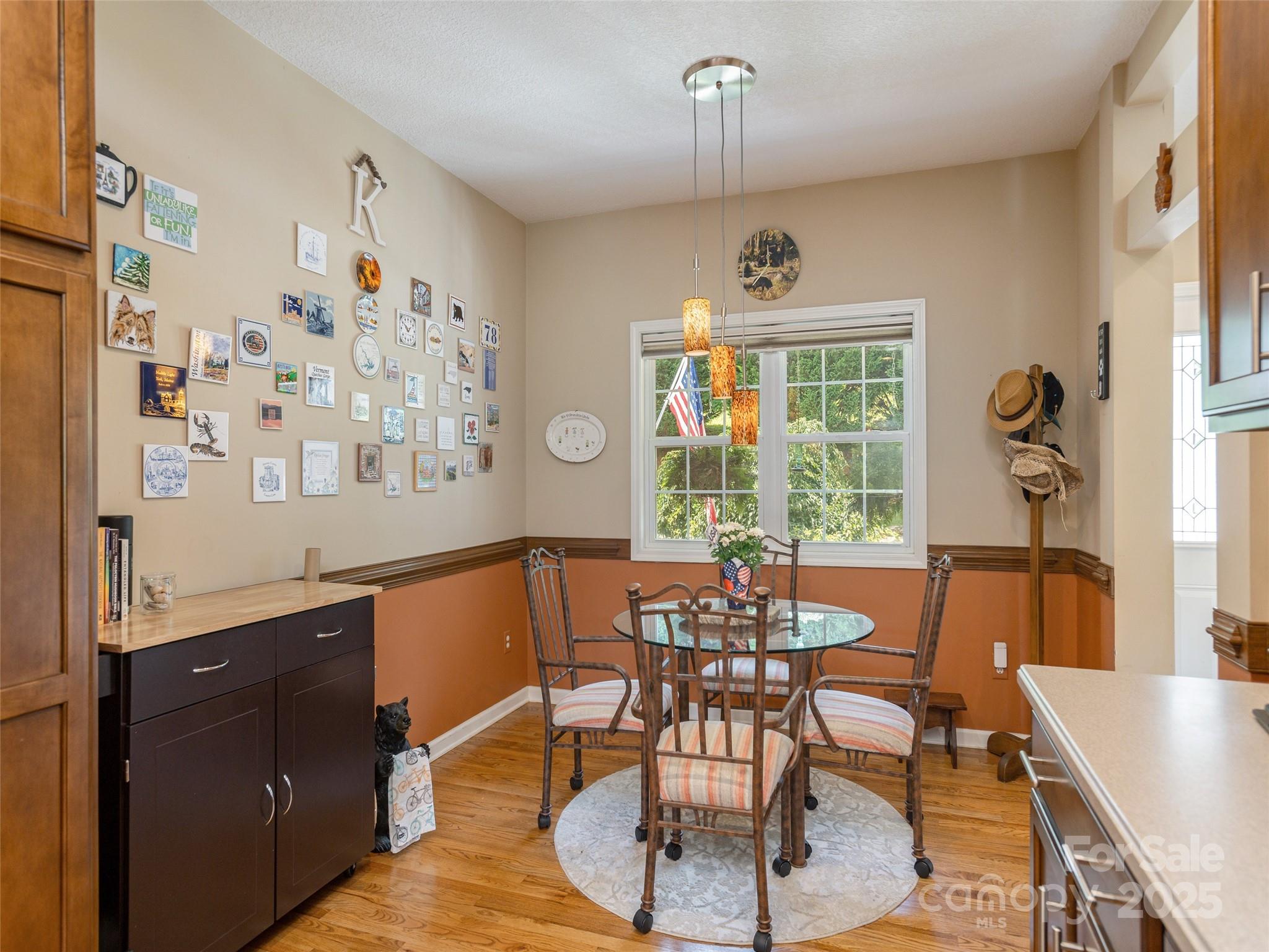 31 Headwater Drive — Hendersonville