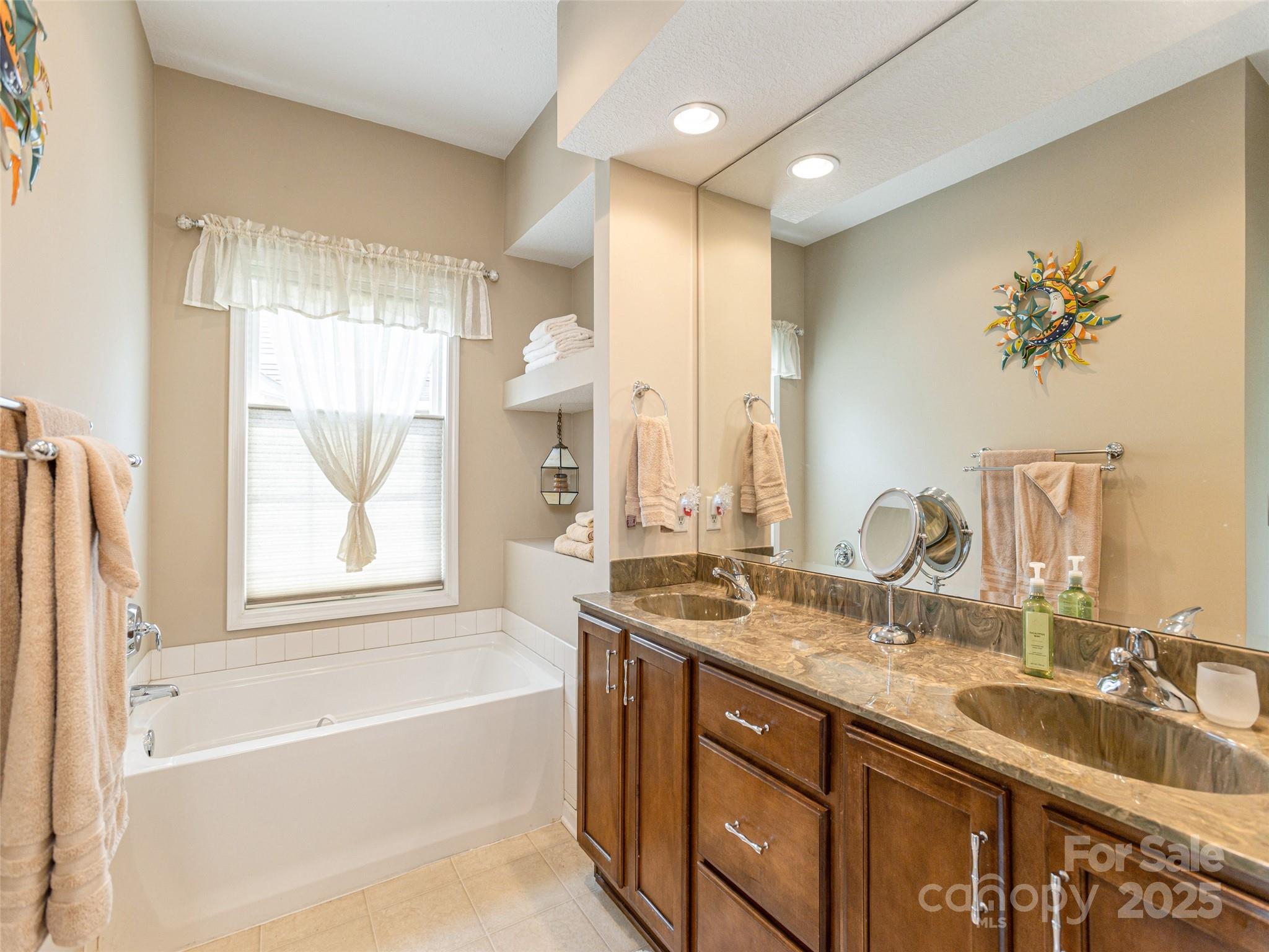 31 Headwater Drive — Hendersonville