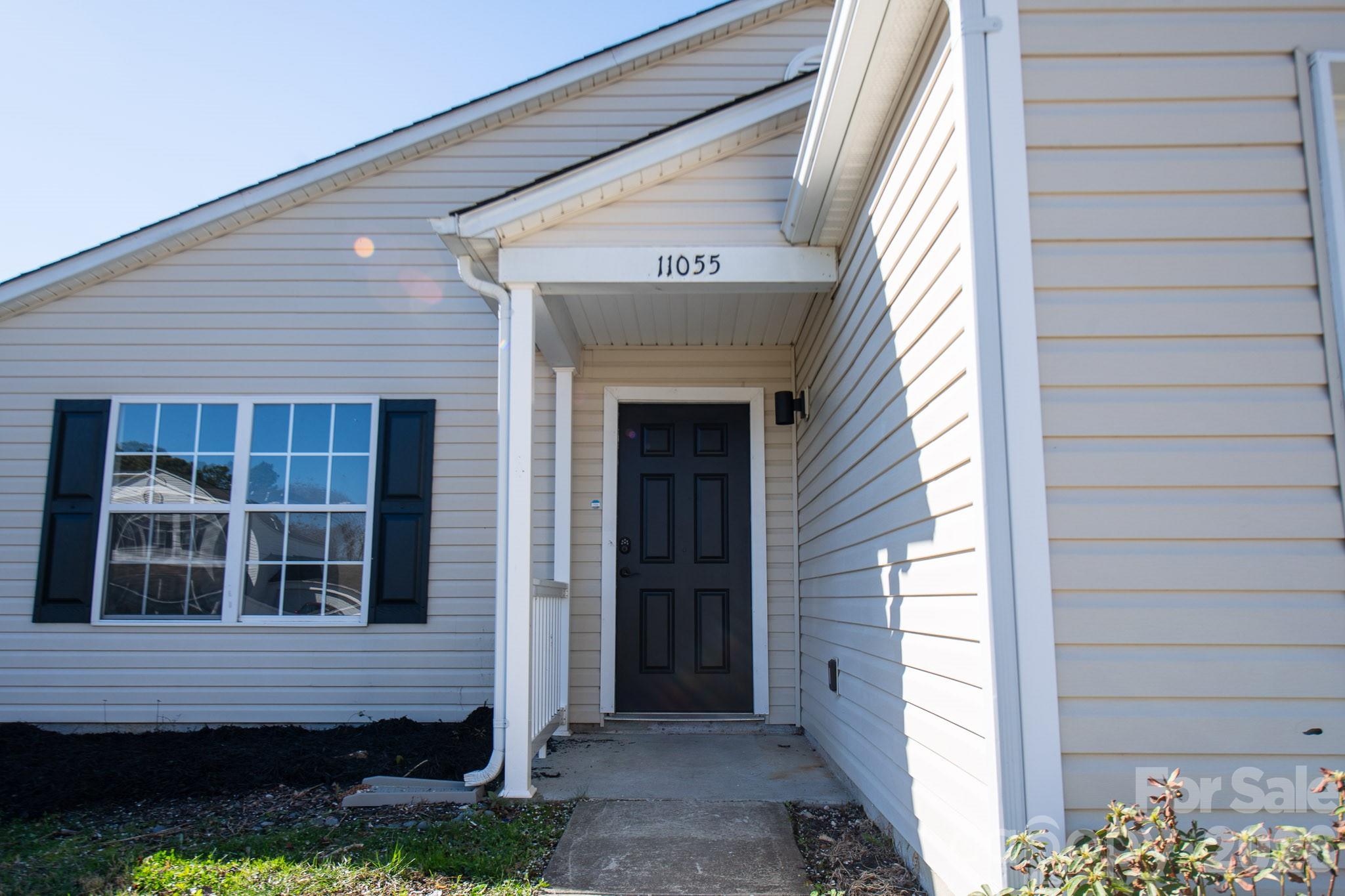 11055 Thousand Oaks Drive — Huntersville