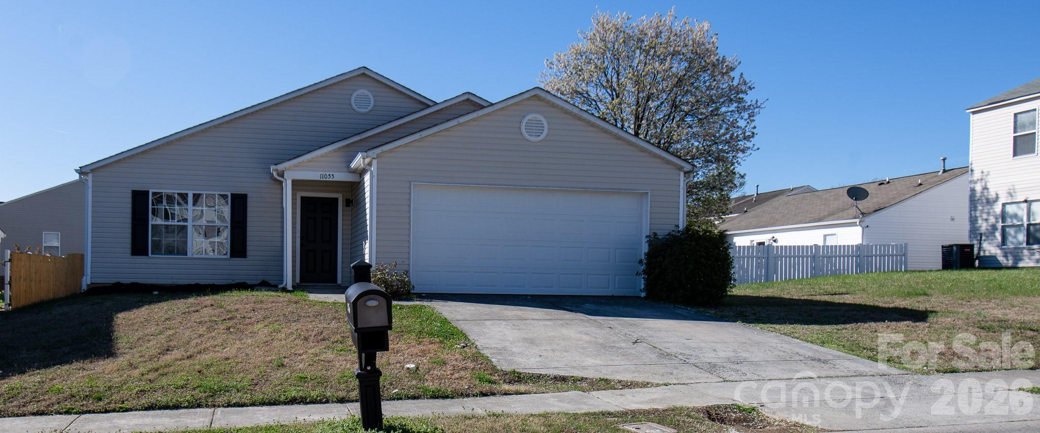 11055 Thousand Oaks Drive — Huntersville