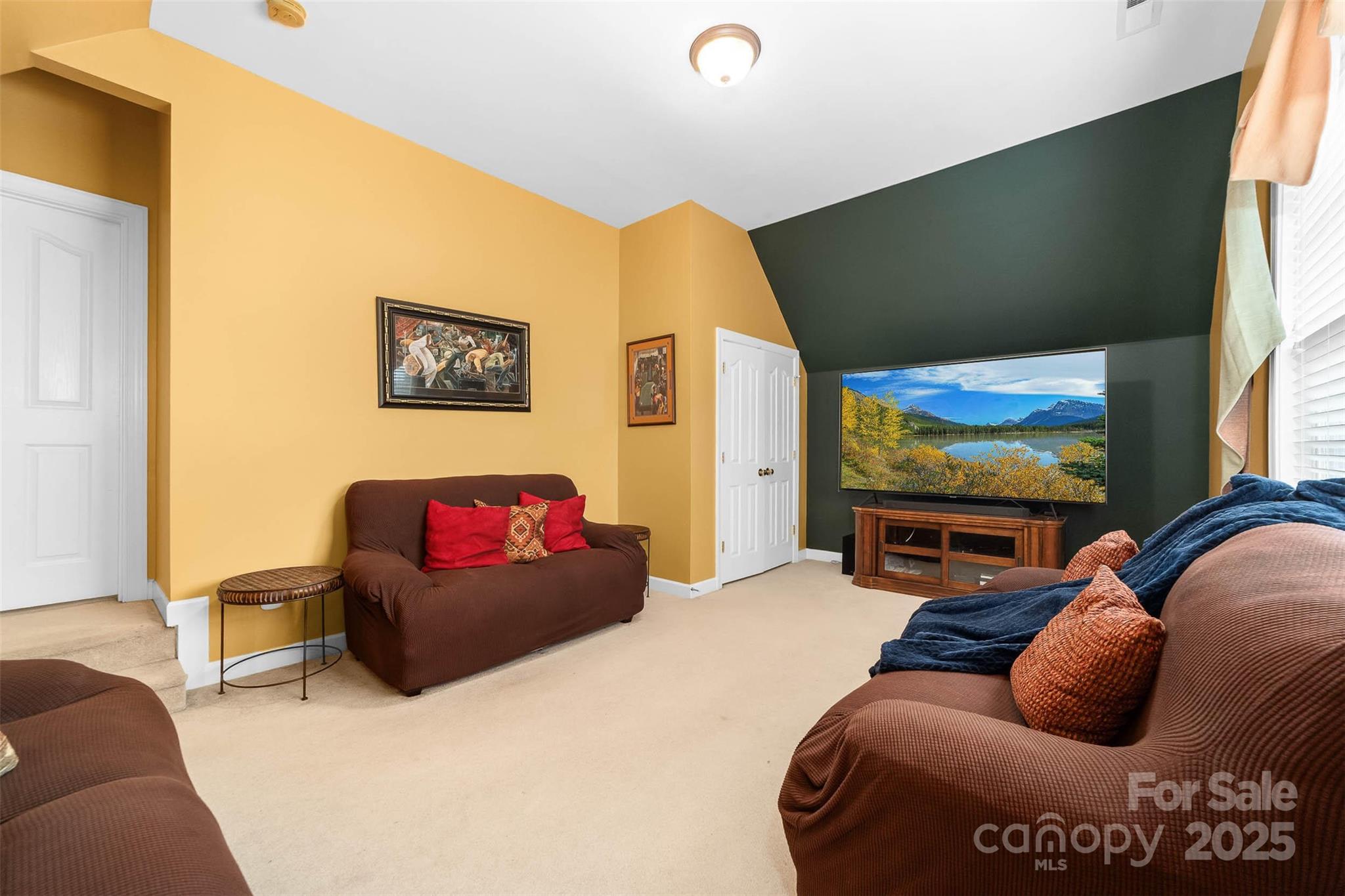 1728 Copperplate Road — Charlotte