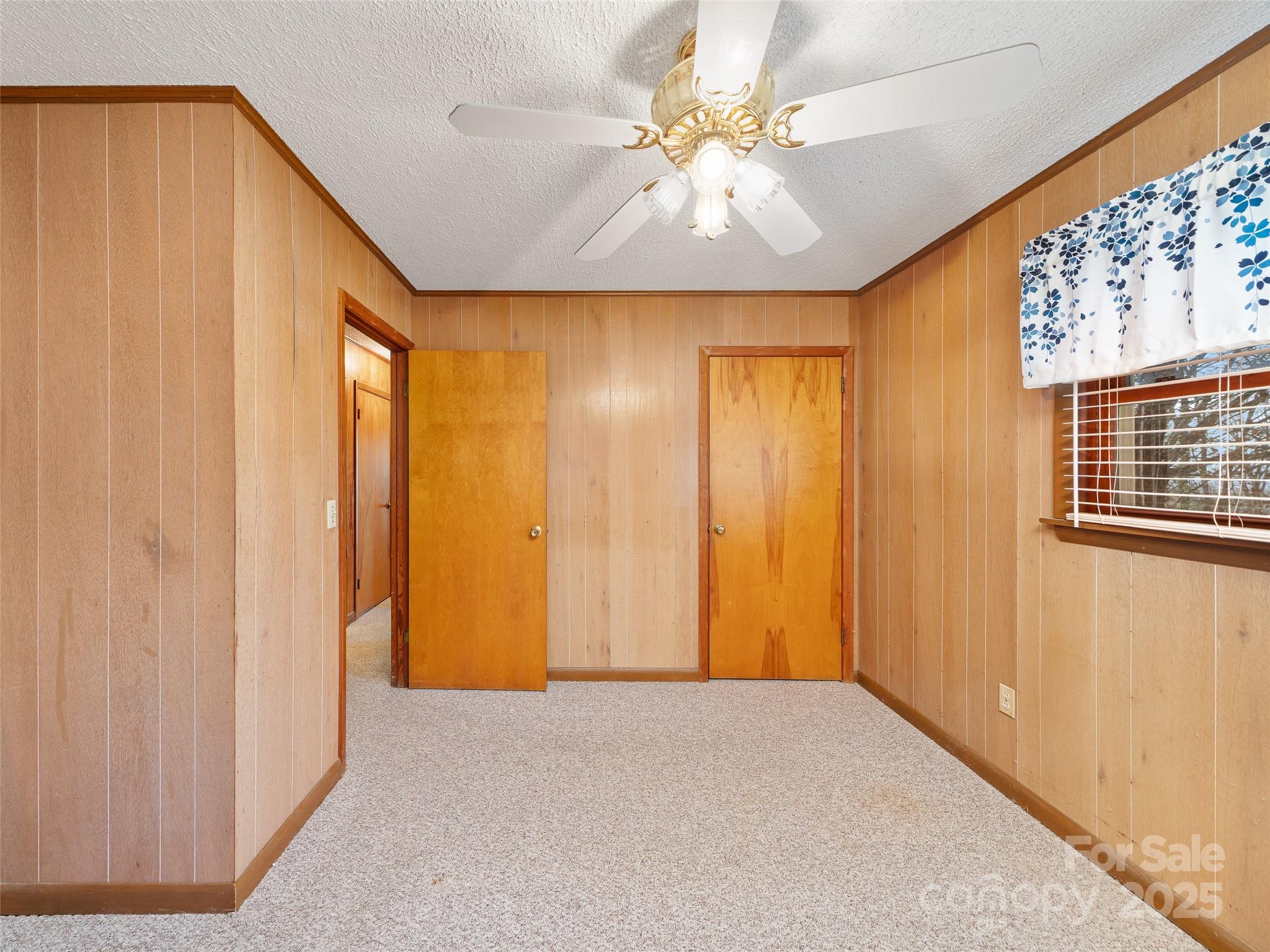 35 Smith Ridge Drive — Asheville