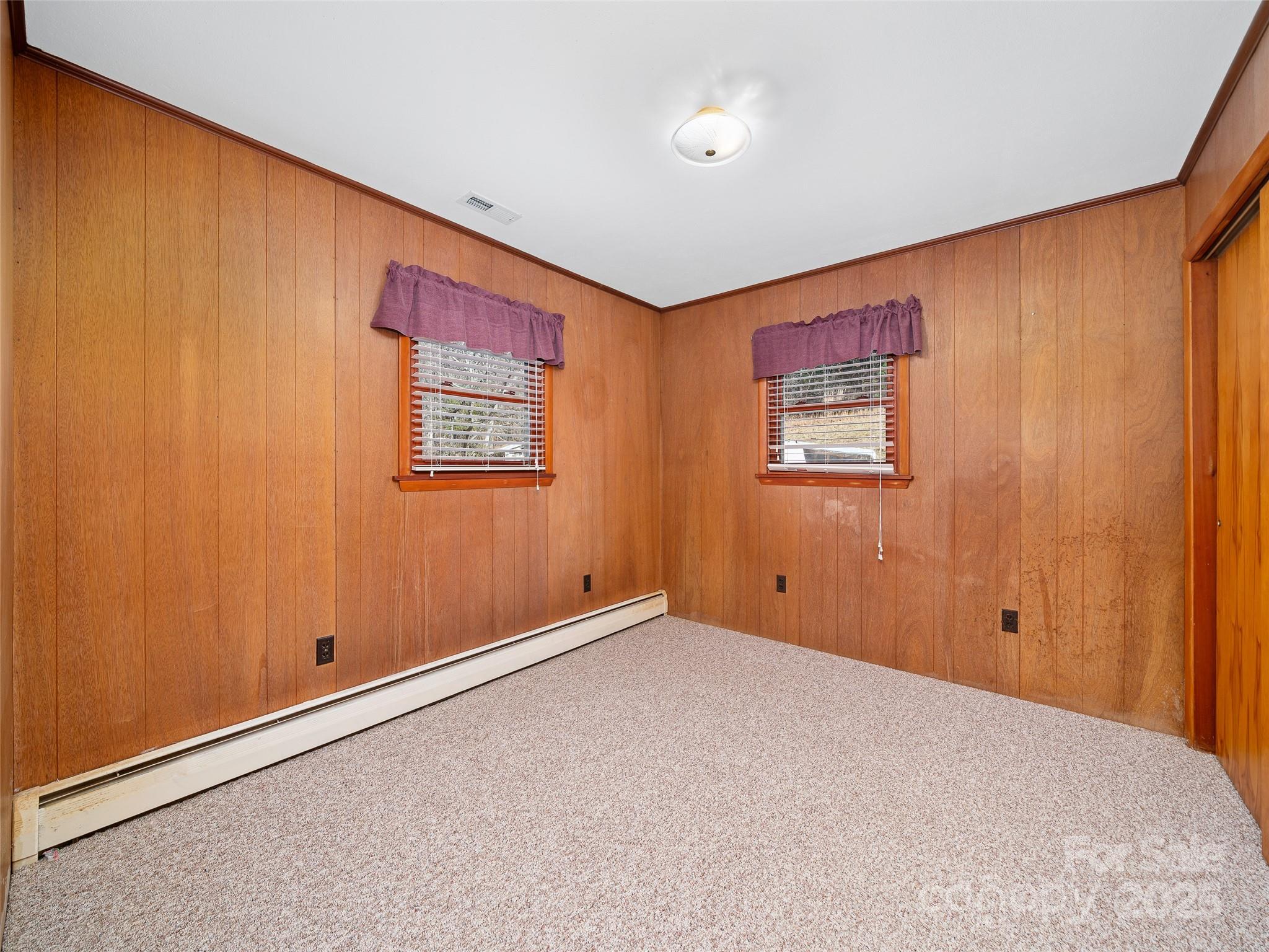35 Smith Ridge Drive — Asheville