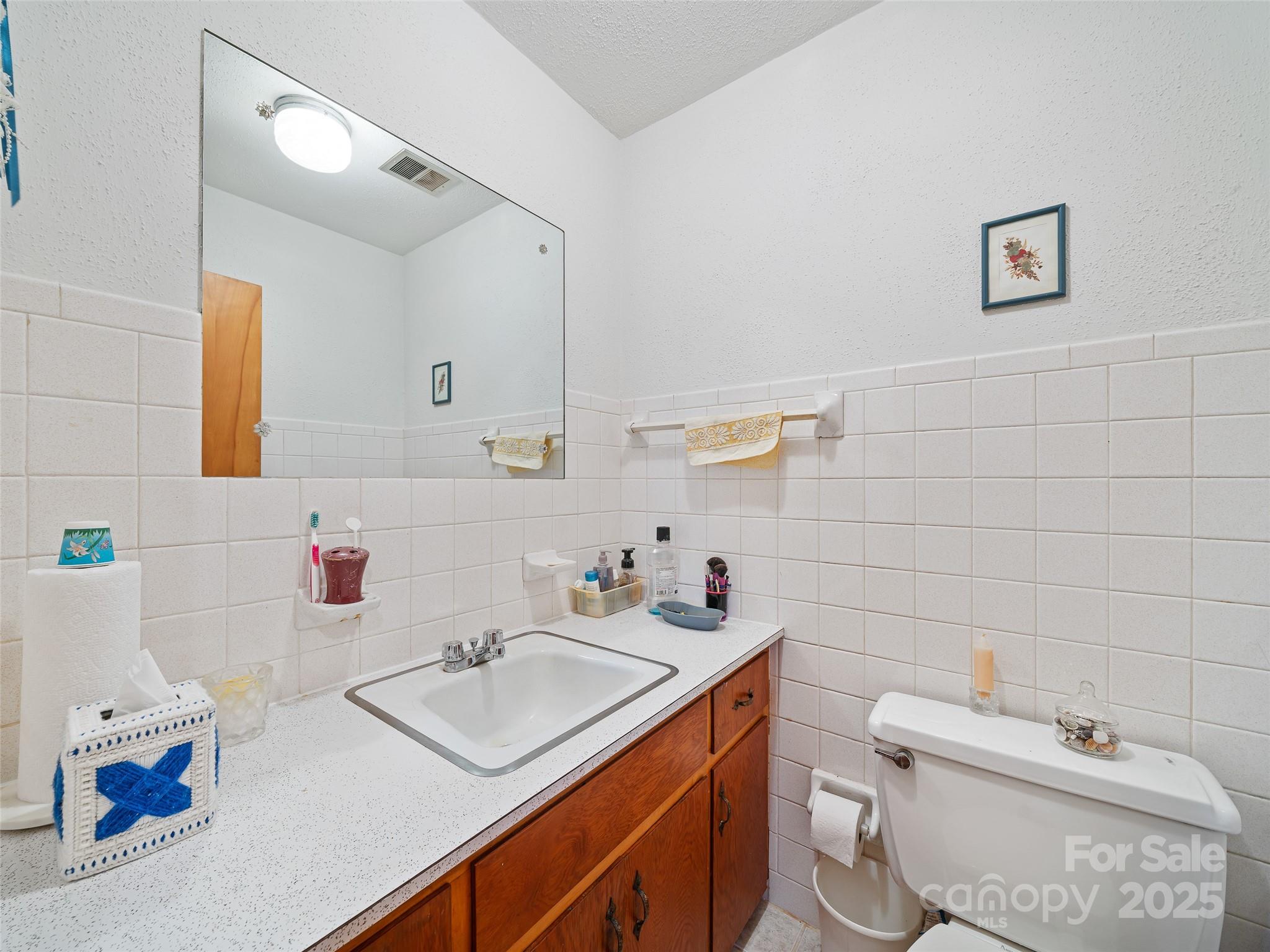35 Smith Ridge Drive — Asheville
