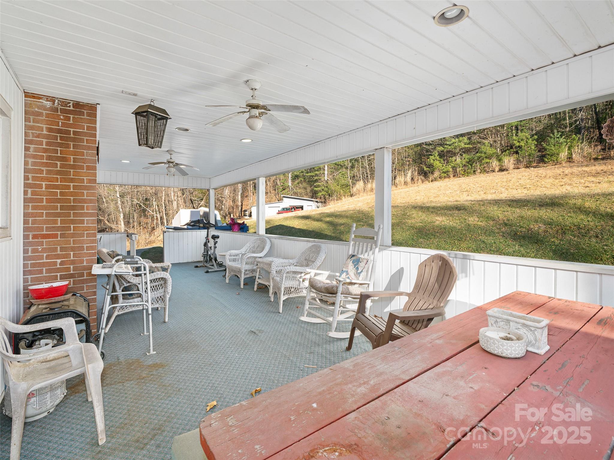 35 Smith Ridge Drive — Asheville
