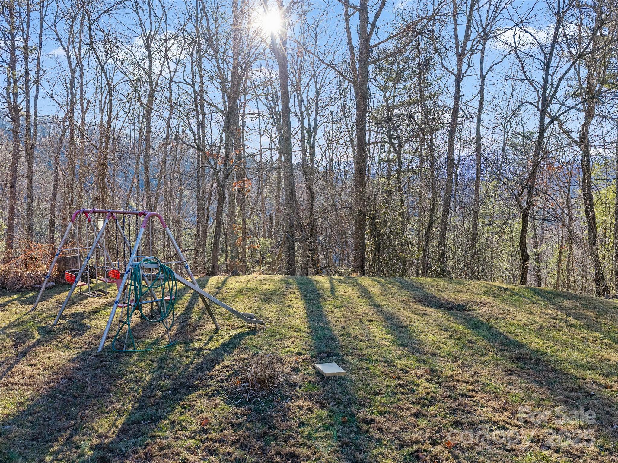 35 Smith Ridge Drive — Asheville
