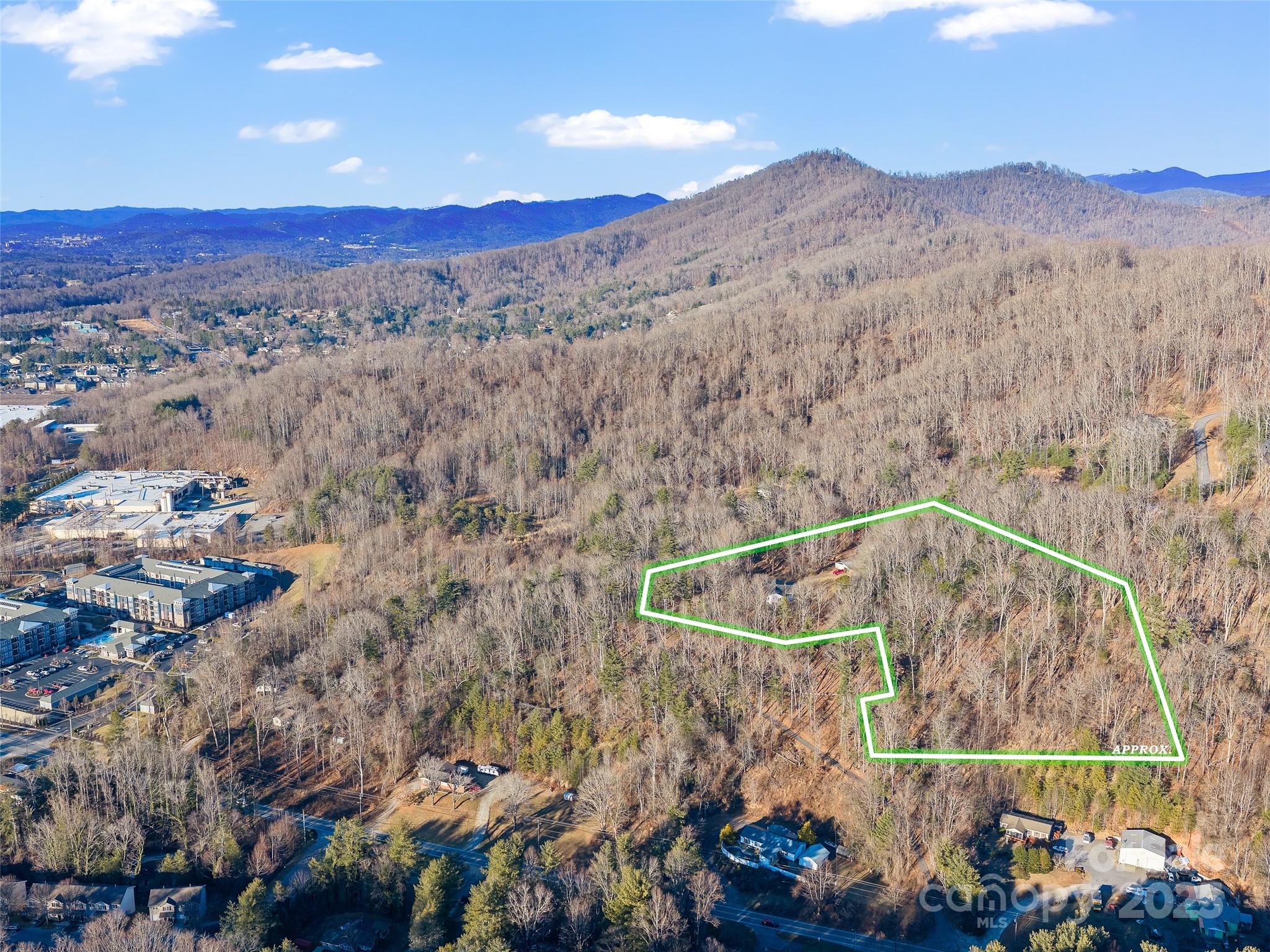 35 Smith Ridge Drive — Asheville