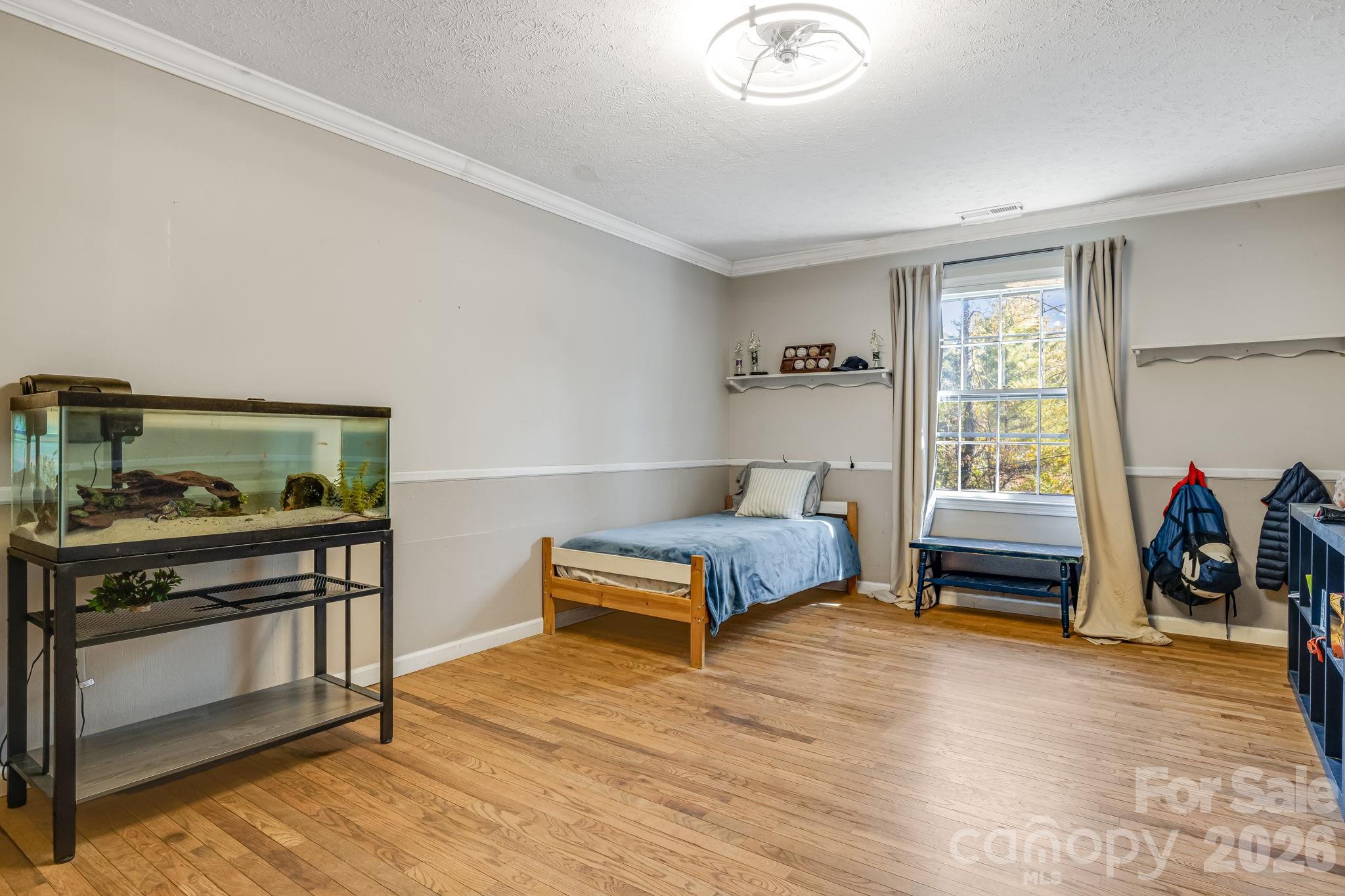 203 Davis Mountain Road — Laurel Park