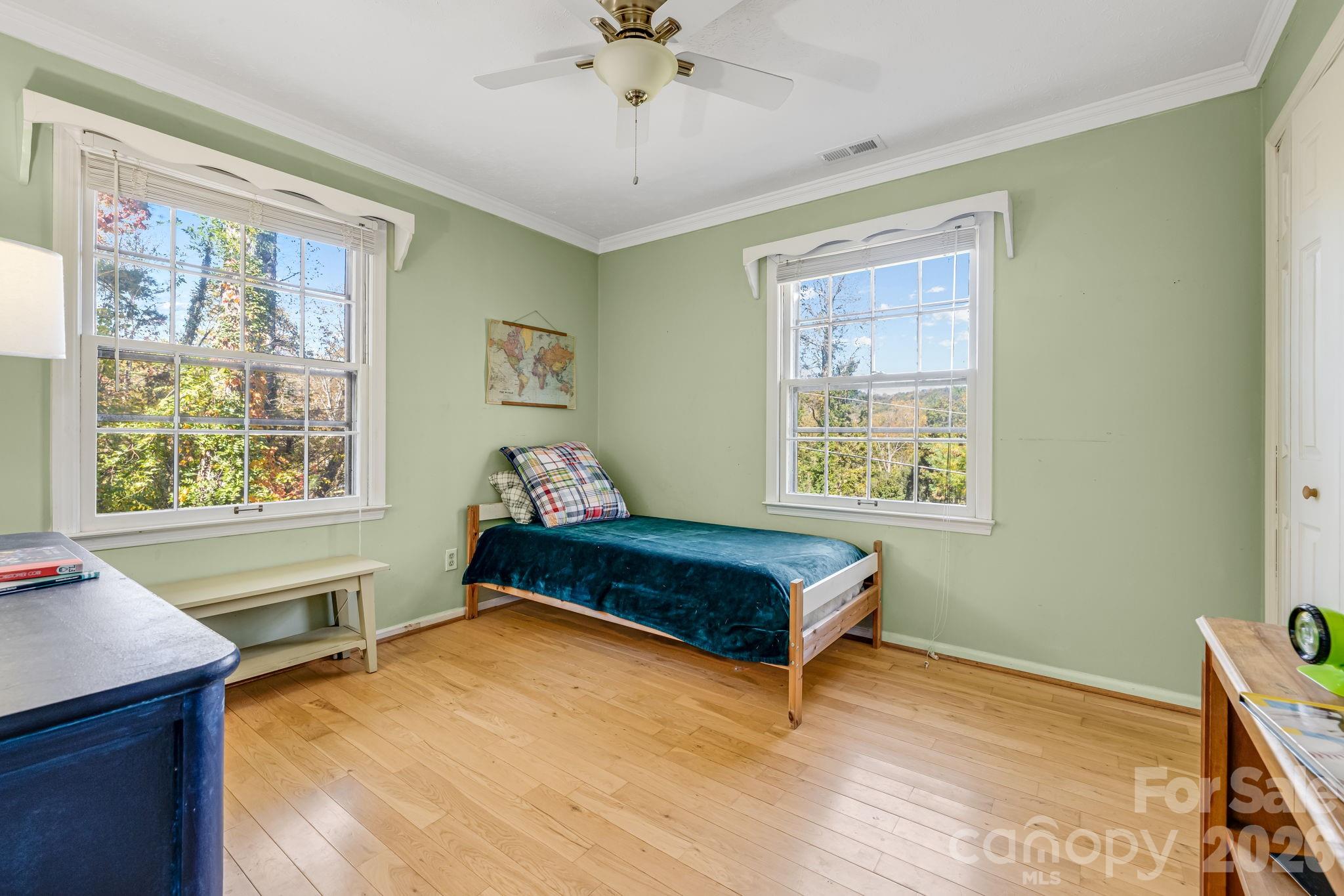 203 Davis Mountain Road — Laurel Park