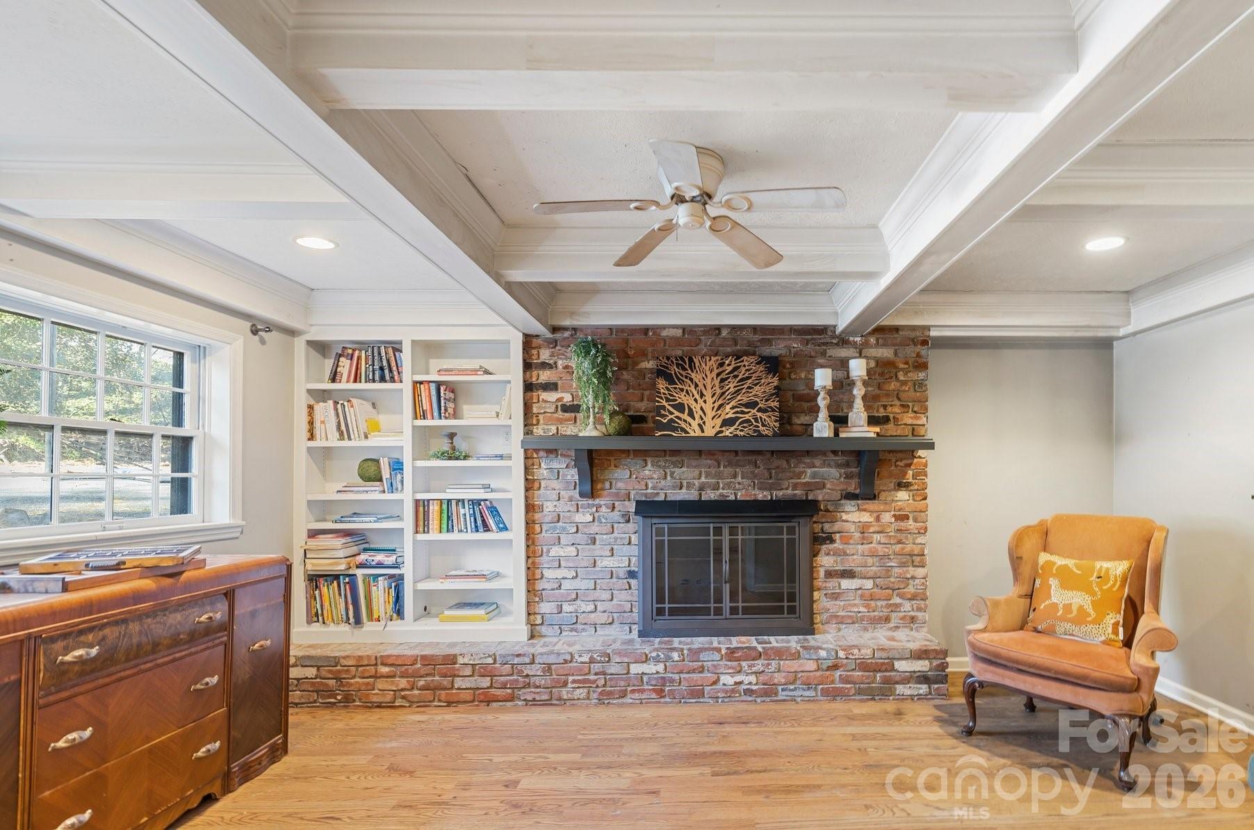 203 Davis Mountain Road — Laurel Park
