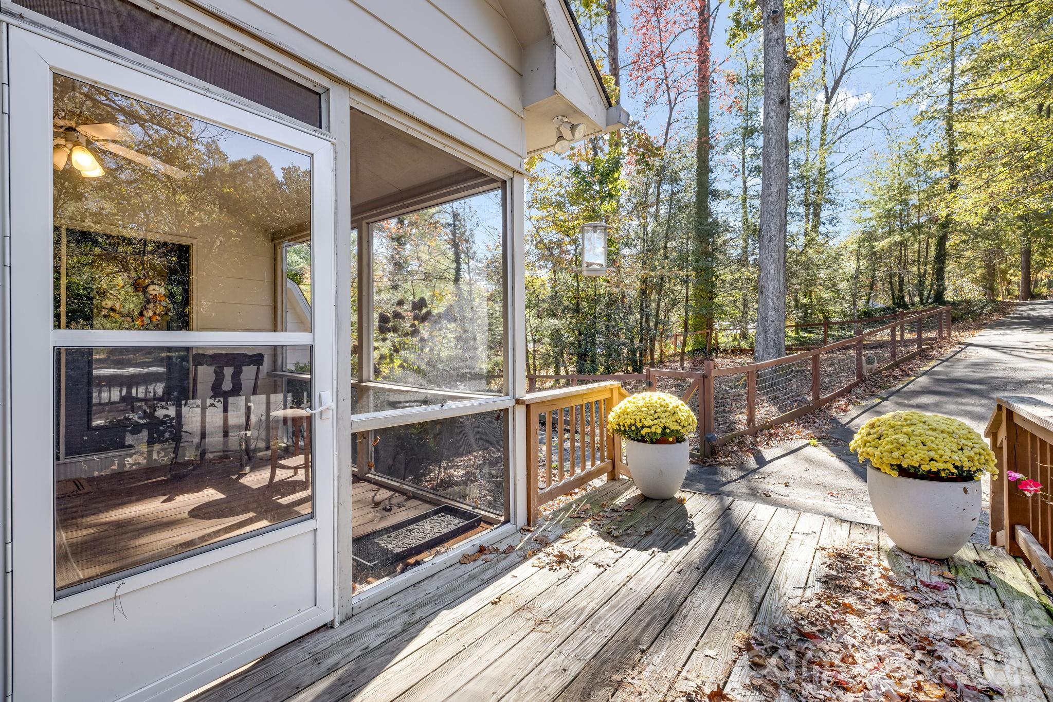 203 Davis Mountain Road — Laurel Park
