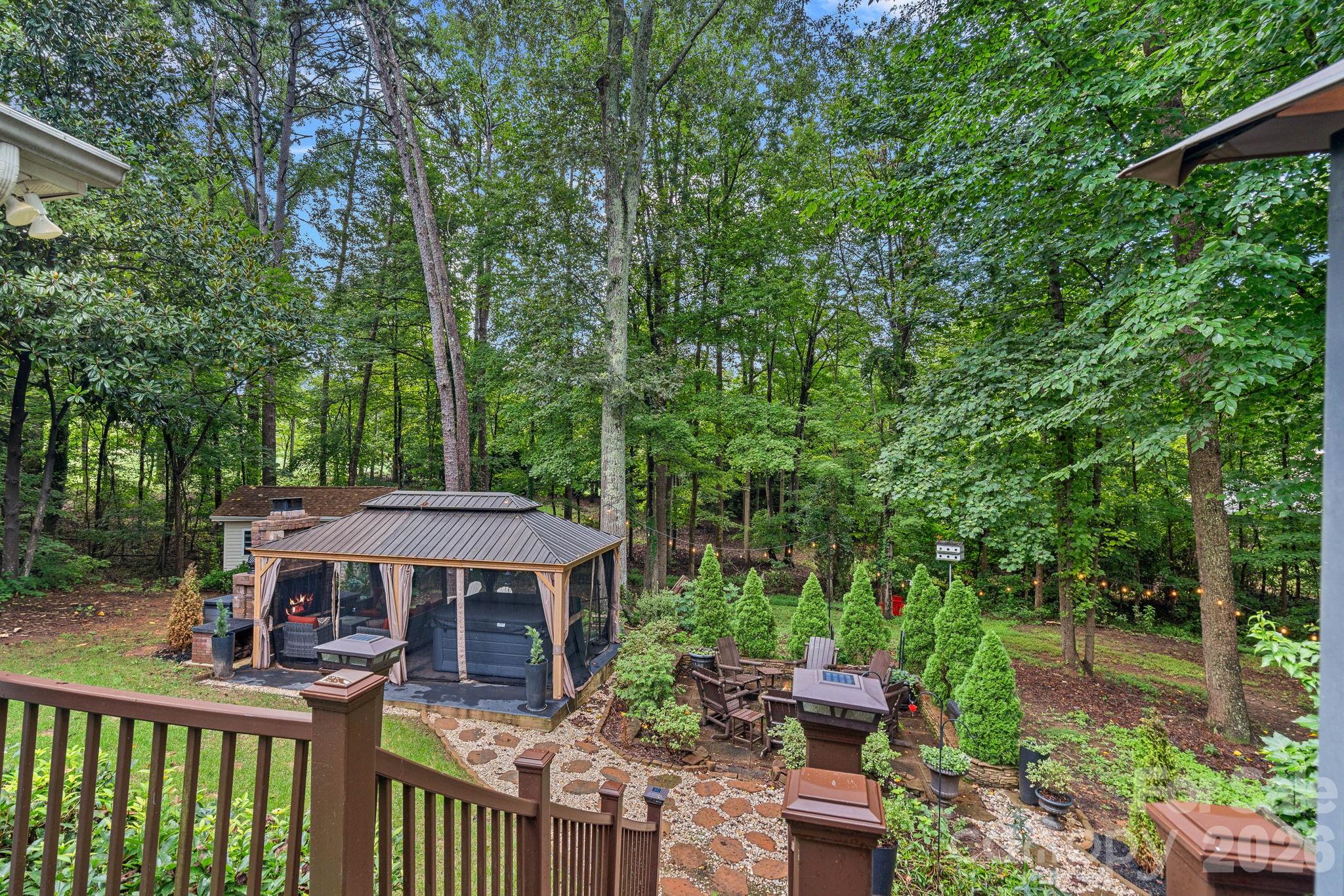 172 Tawny Bark Drive — Mooresville