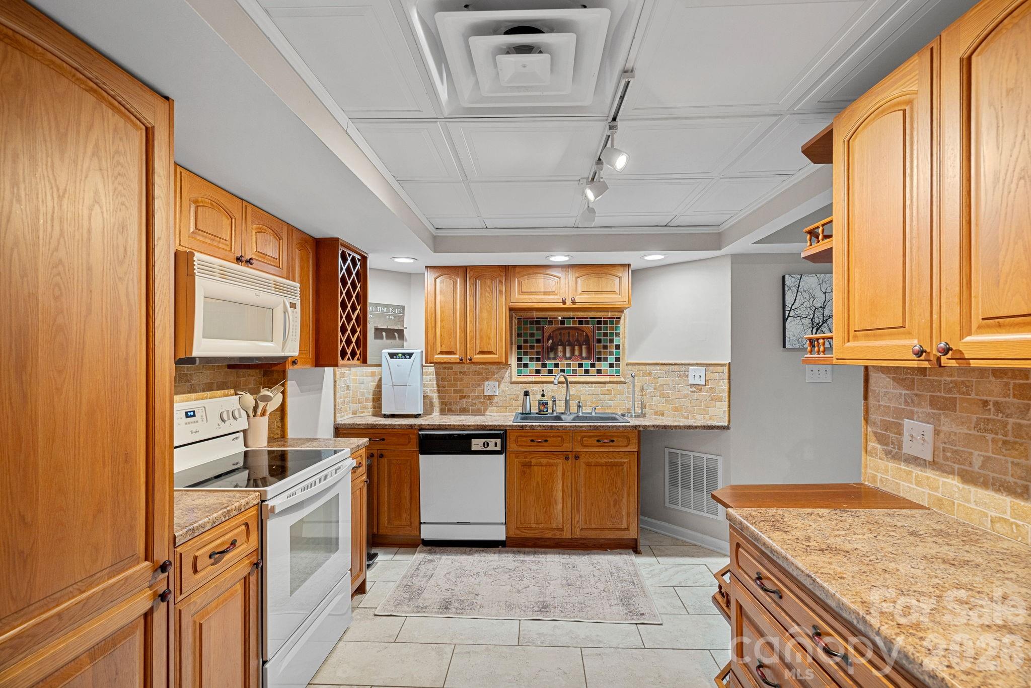 172 Tawny Bark Drive — Mooresville